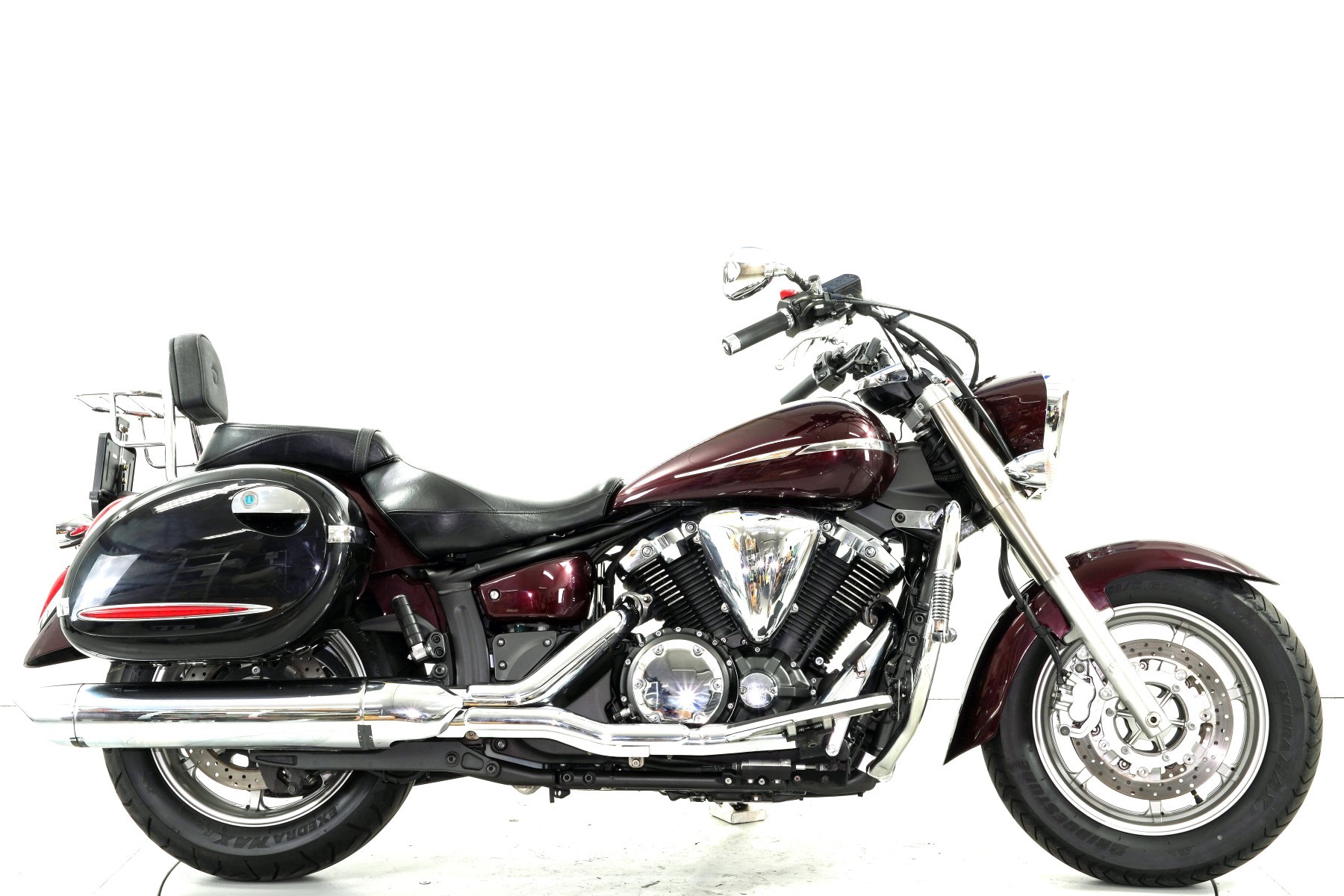 YAMAHA XVS 1300 ABS-image-3