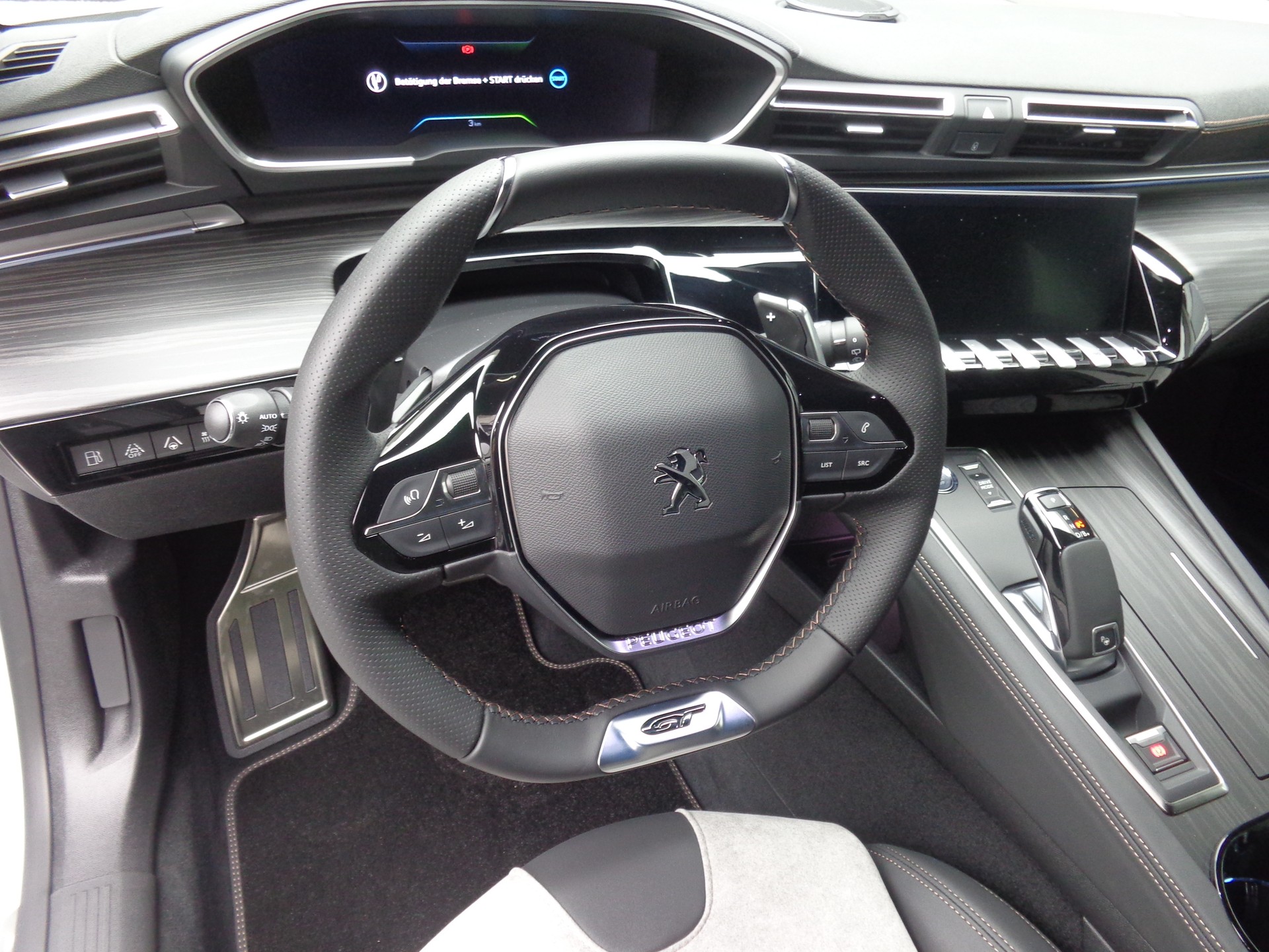 PEUGEOT 508 SW 1.6 Plug-in Hybrid GT Pack-image-7