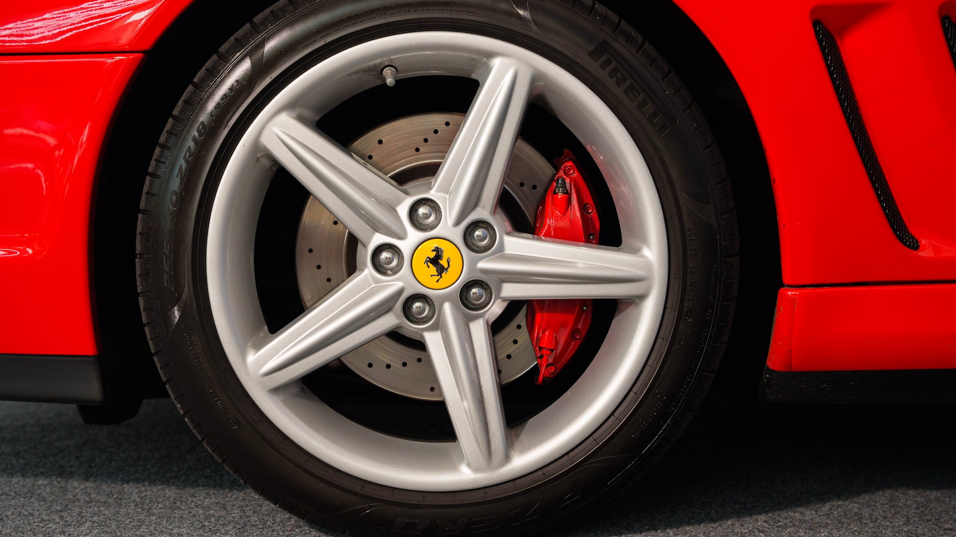 FERRARI 575M - Manual 1 of 246-image-11