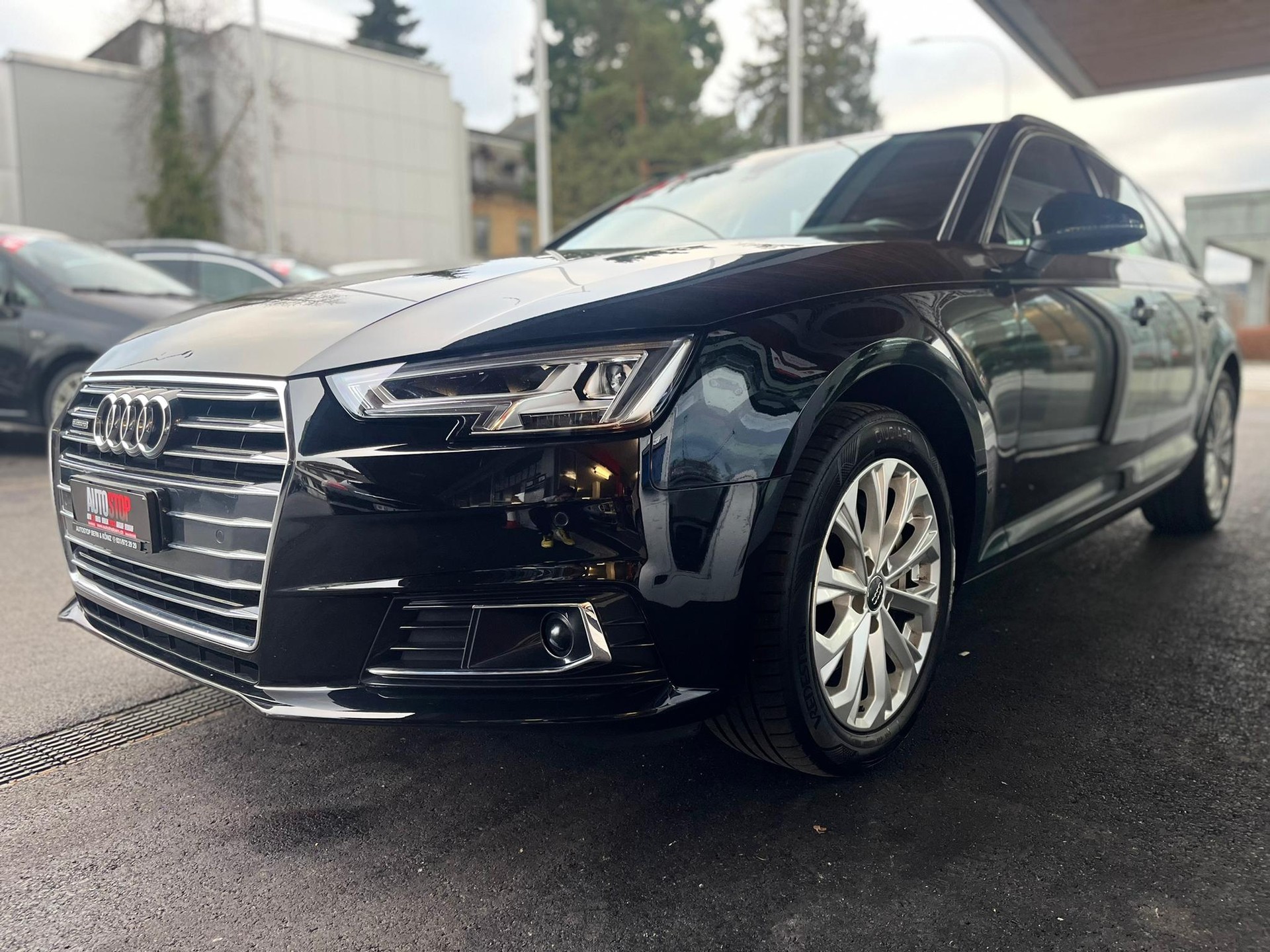 AUDI A4 Avant 2.0 TDI Sport quattro S-tronic-showroom-element-2