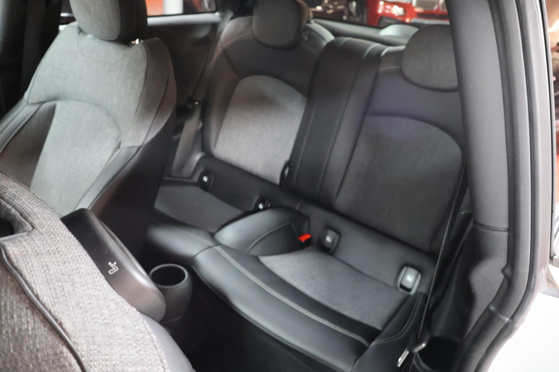 MINI Cooper SE-image-12