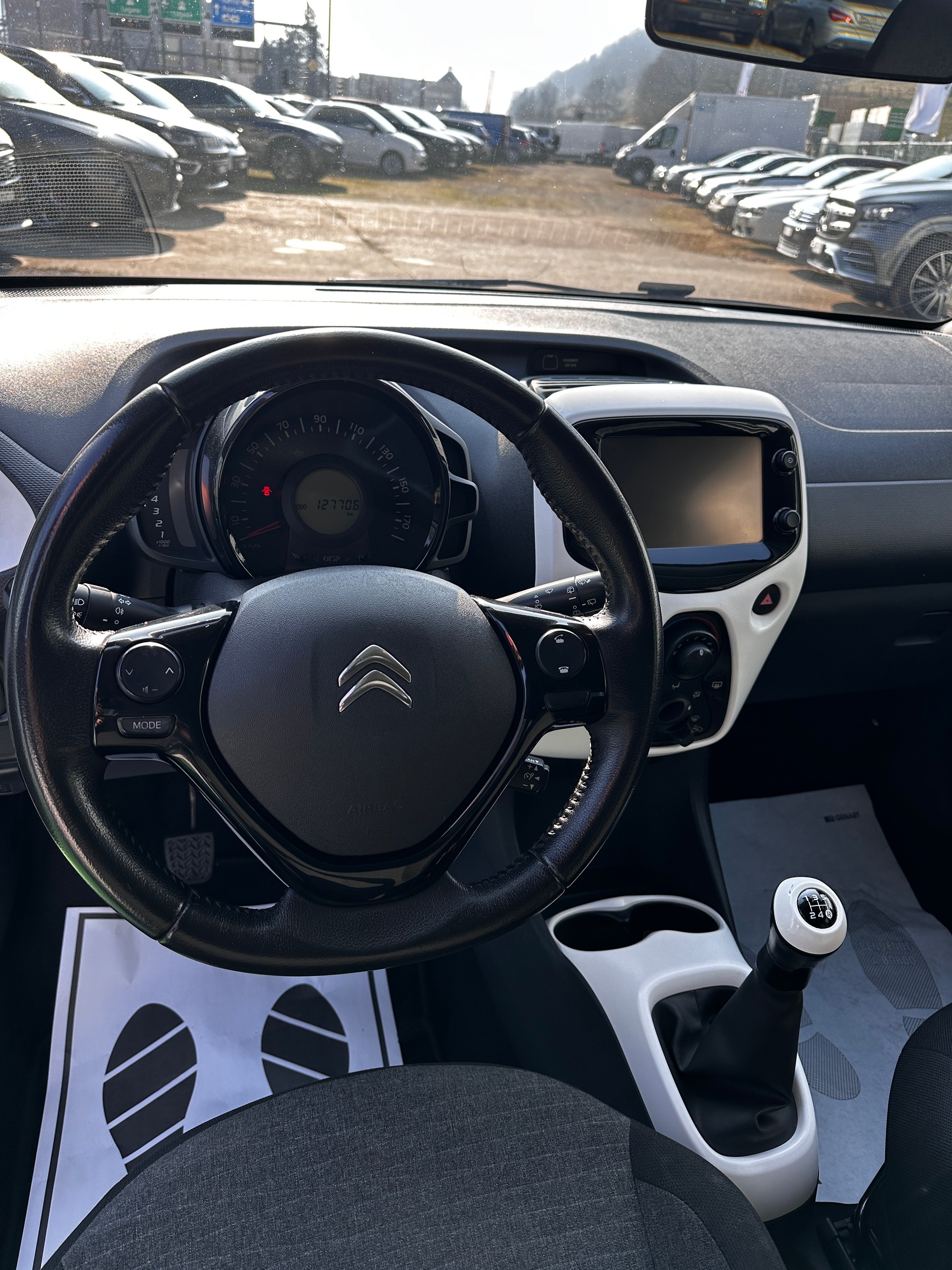 CITROEN C1 1.2 VTi Feel Airscape-image-11