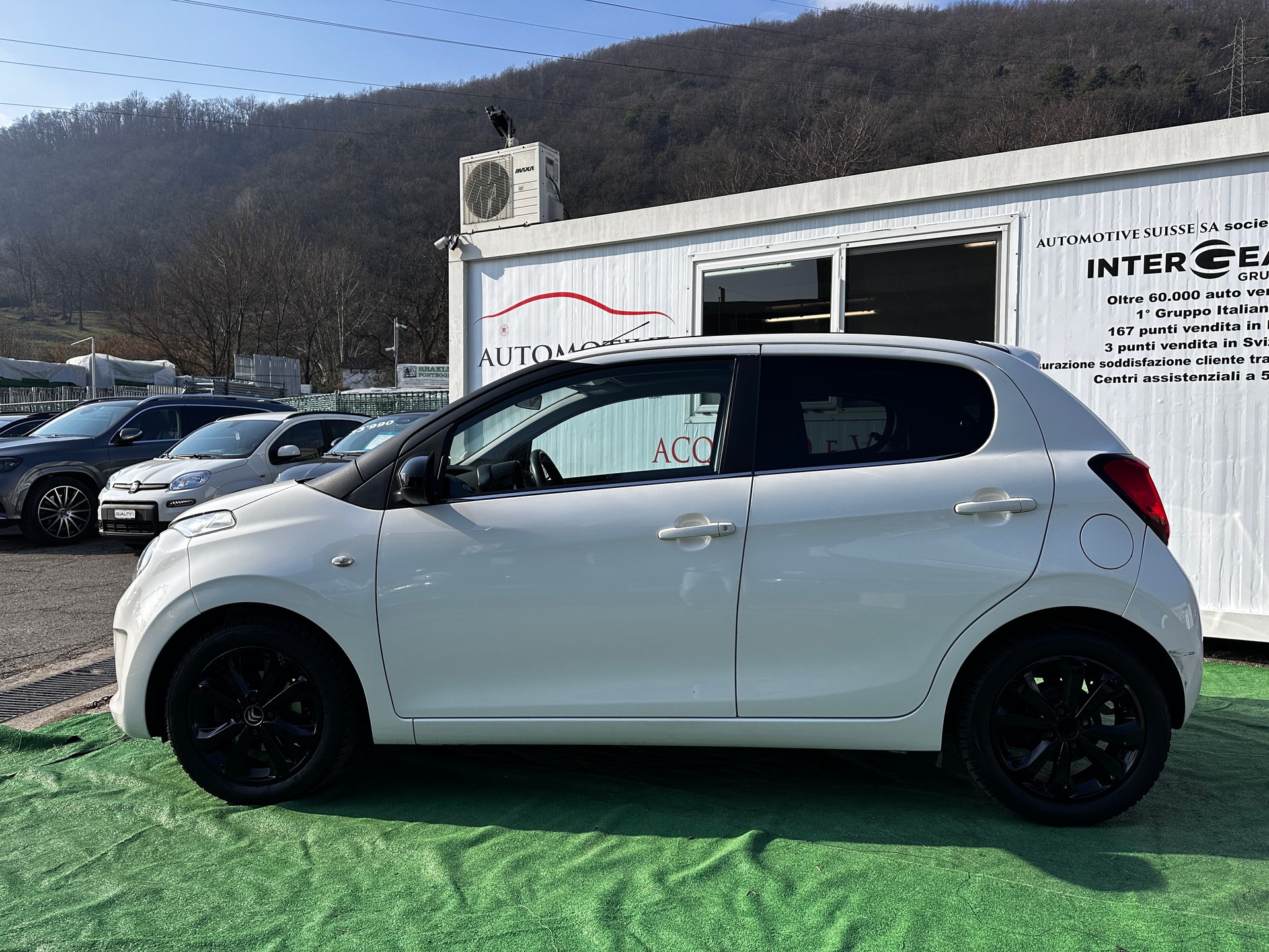 CITROEN C1 1.2 VTi Feel Airscape-image-1