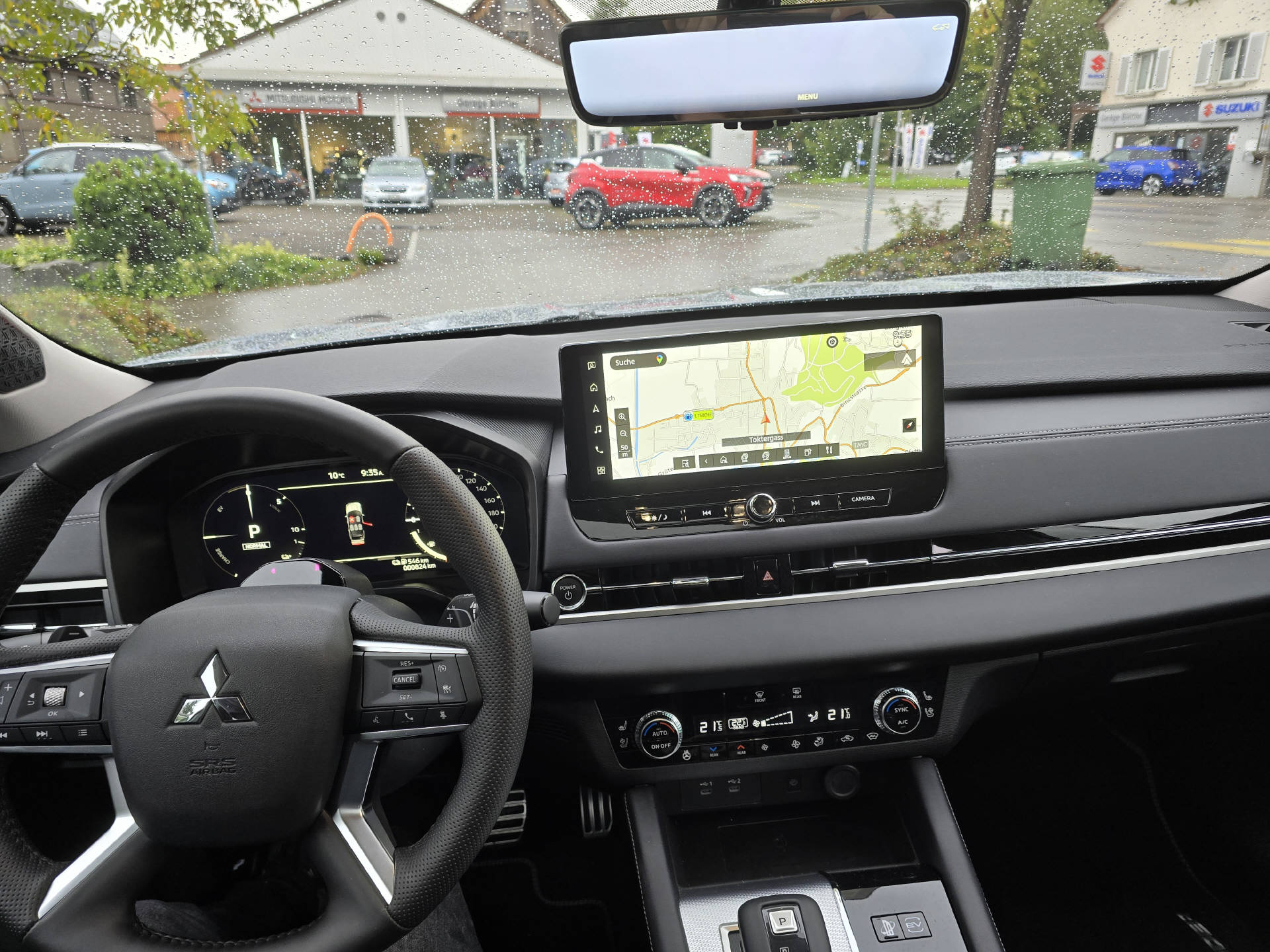 MITSUBISHI Outlander 2.4 PHEV Instyle 4x4-image-8