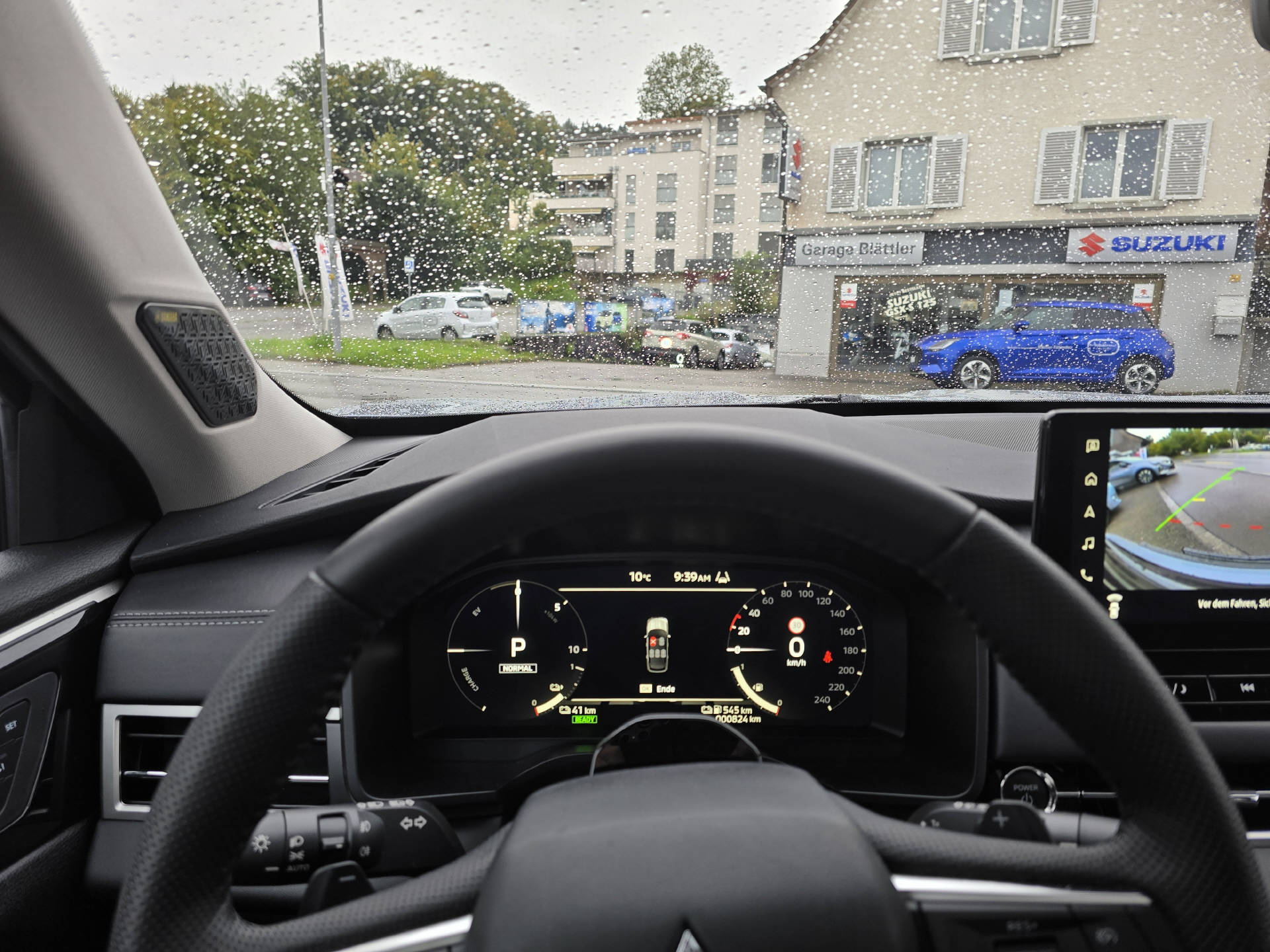 MITSUBISHI Outlander 2.4 PHEV Instyle 4x4-image-11