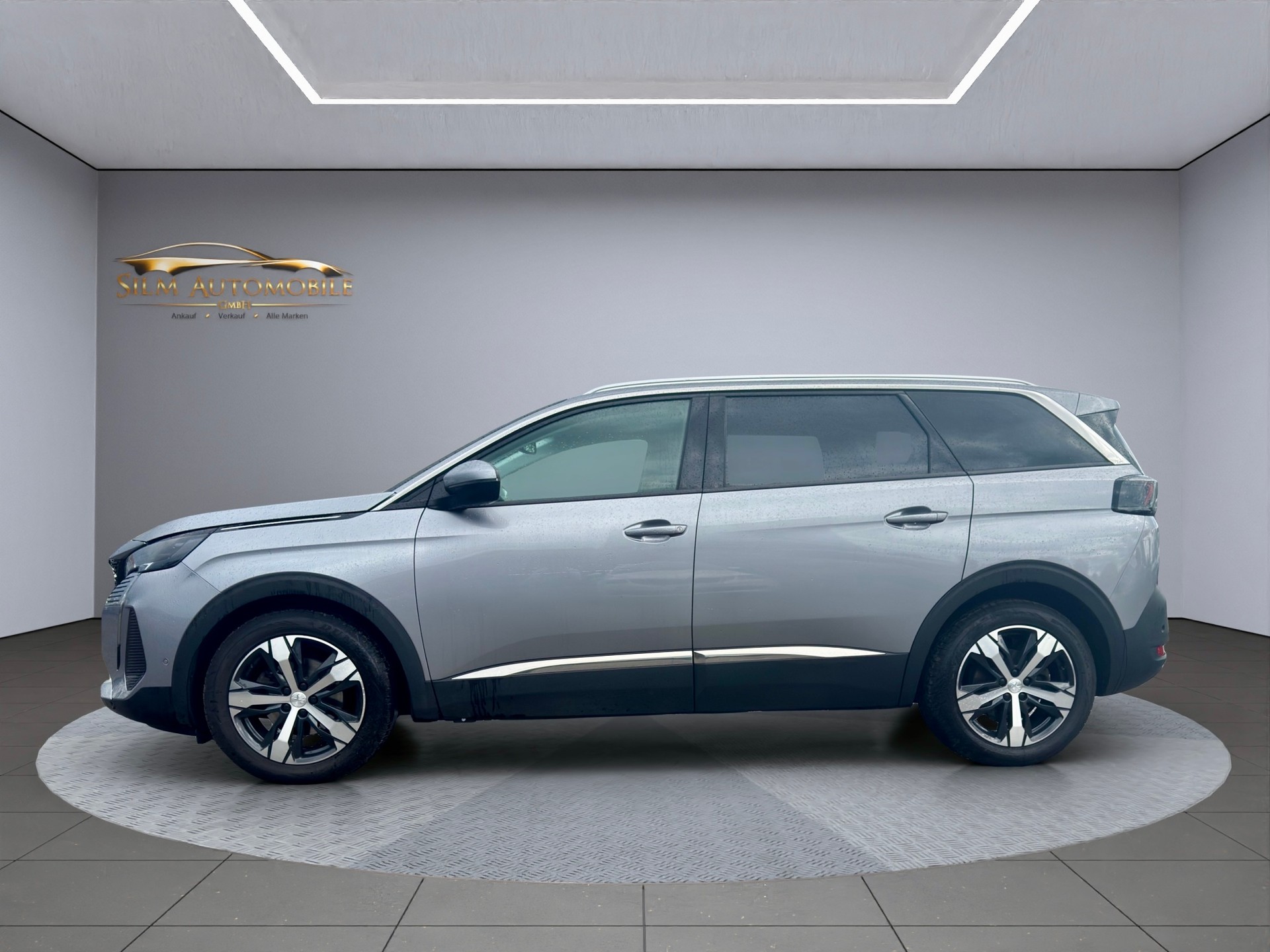 PEUGEOT 5008 1.5 BlueHDi Allure Pack, 7 Plätze, Model 2022-showroom-element-3