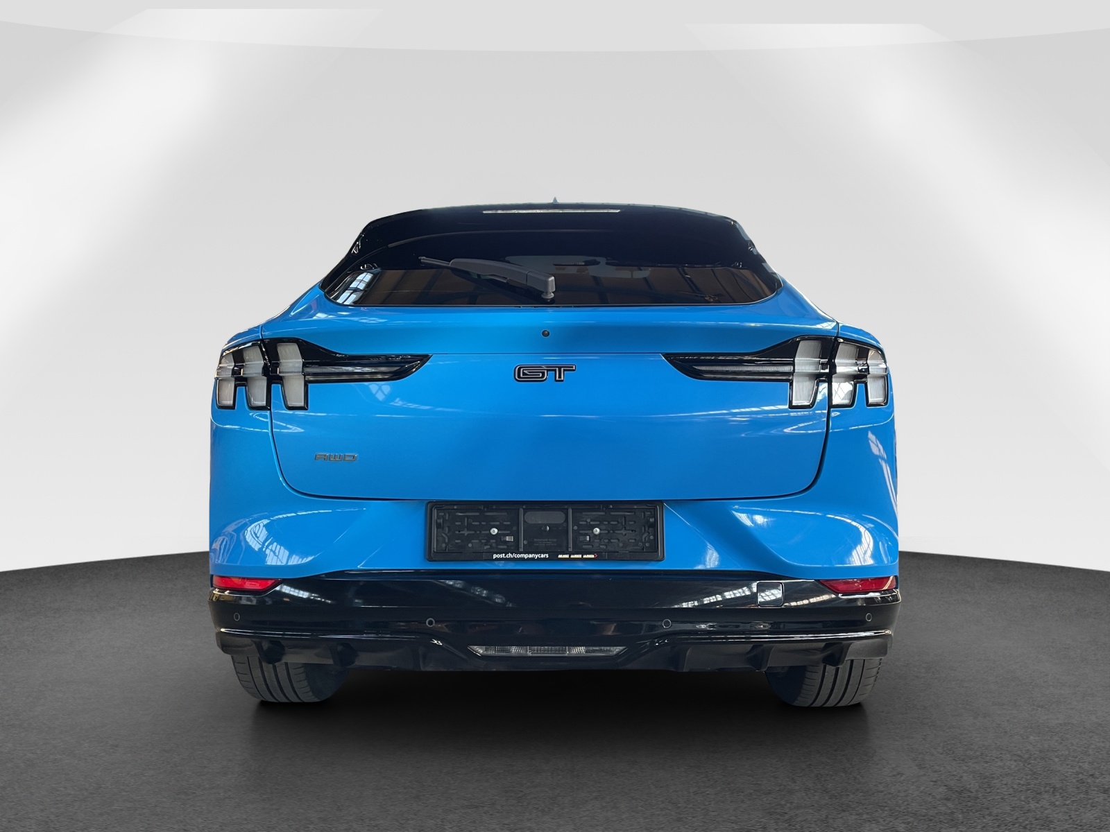 FORD Mustang Mach-E Extended GT AWD-image-4