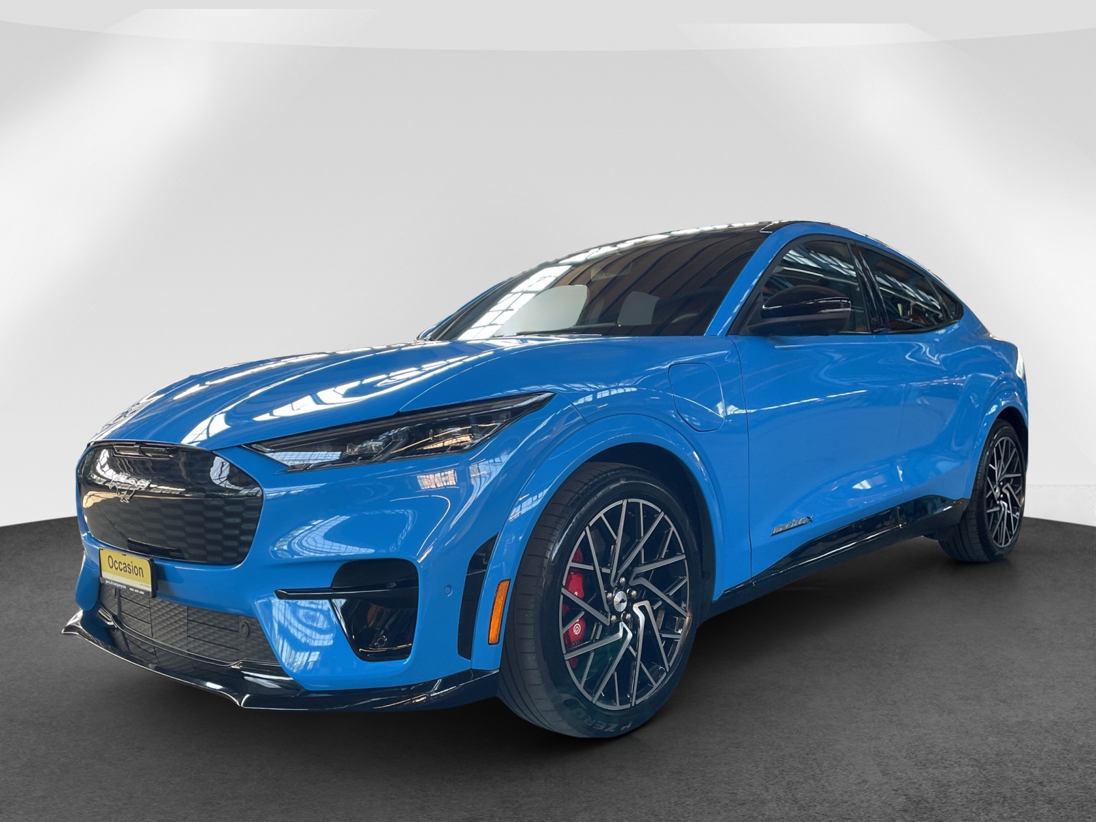 FORD Mustang Mach-E Extended GT AWD-showroom-element-2