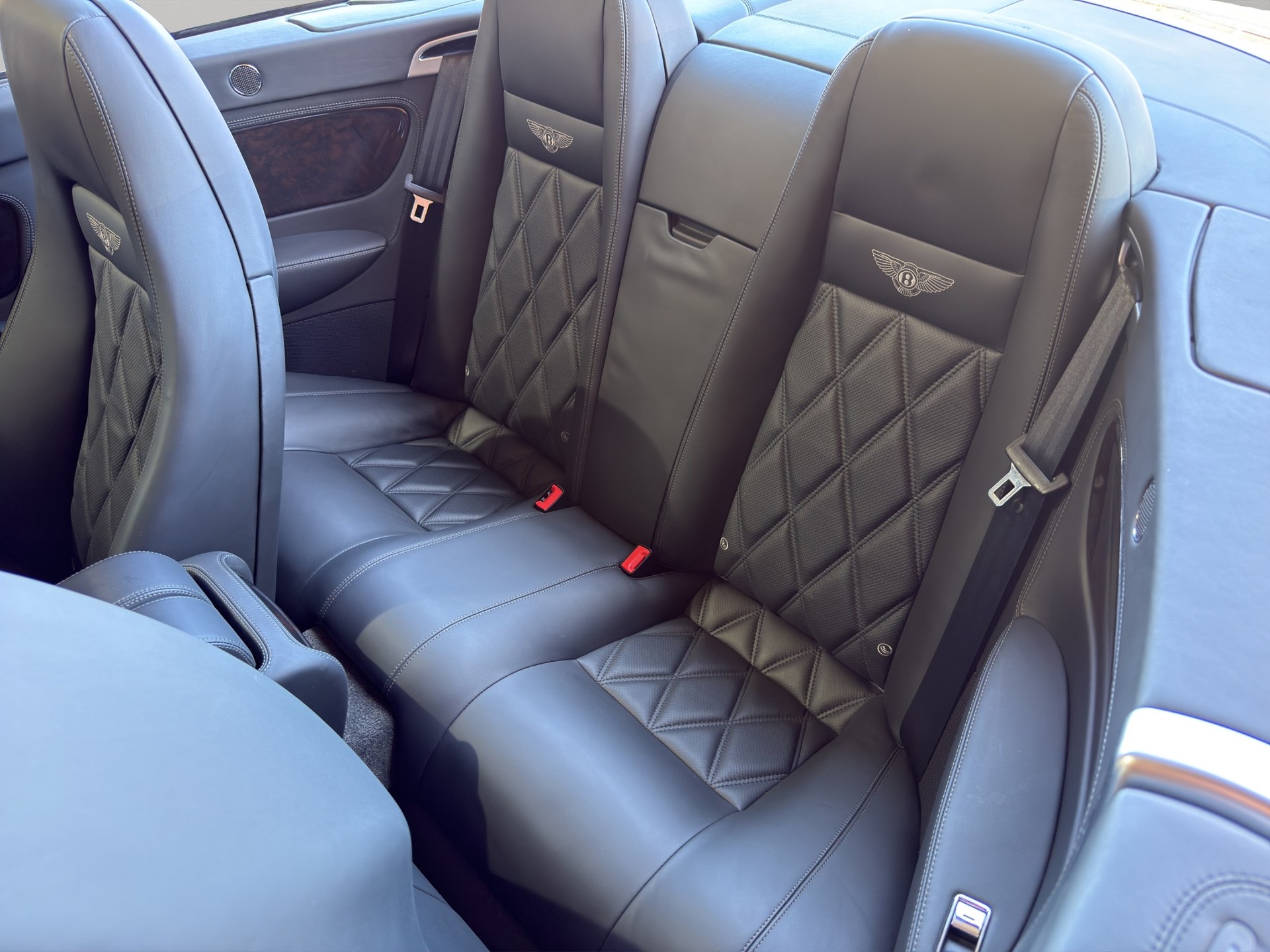 BENTLEY Continental GTC 6.0-image-21