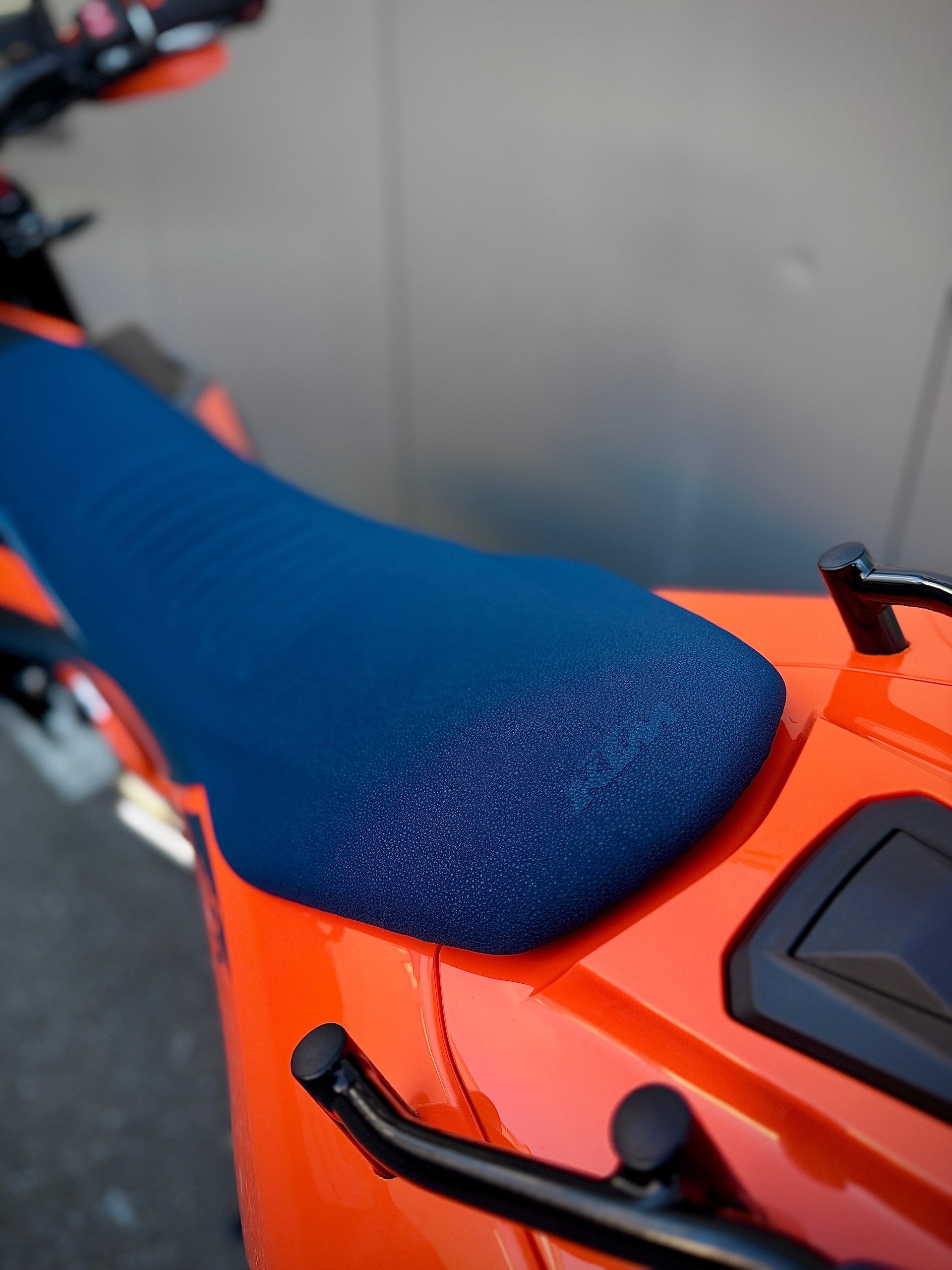 KTM 690 SMC R 2026-image-14