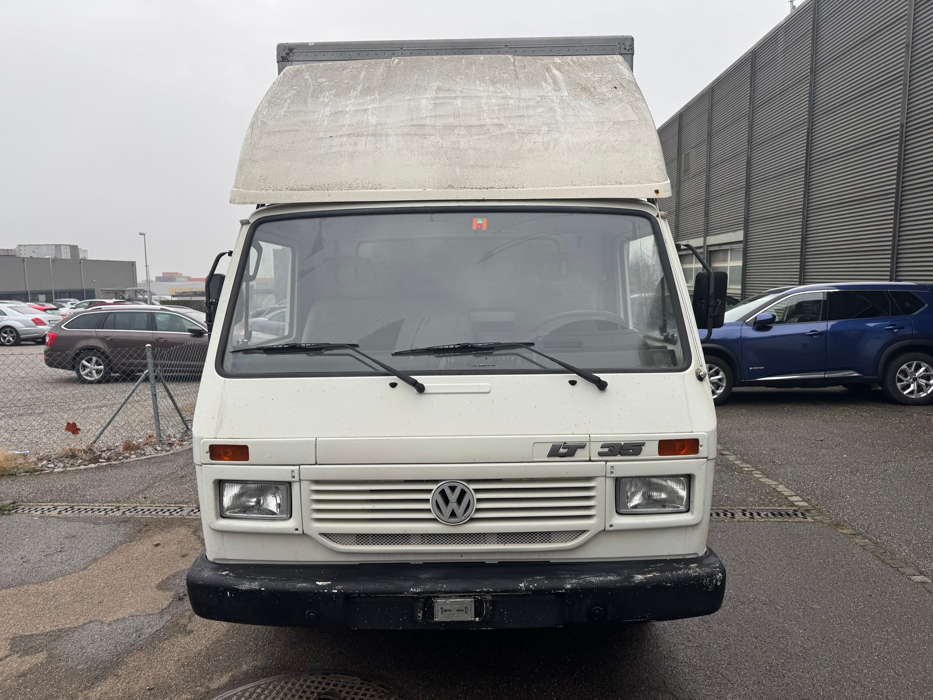 VW LT 35 2.4TD Hebebühne * Nutzlast 1050Kg * AHK 1700Kg * Letzte MFK 30.10.2023 * B01-image-1