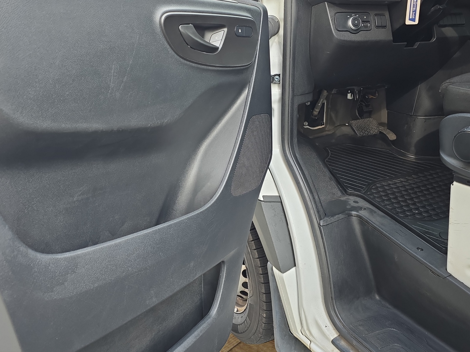 MERCEDES-BENZ Sprinter 317 CDI Lang 9G-TRONIC-image-19