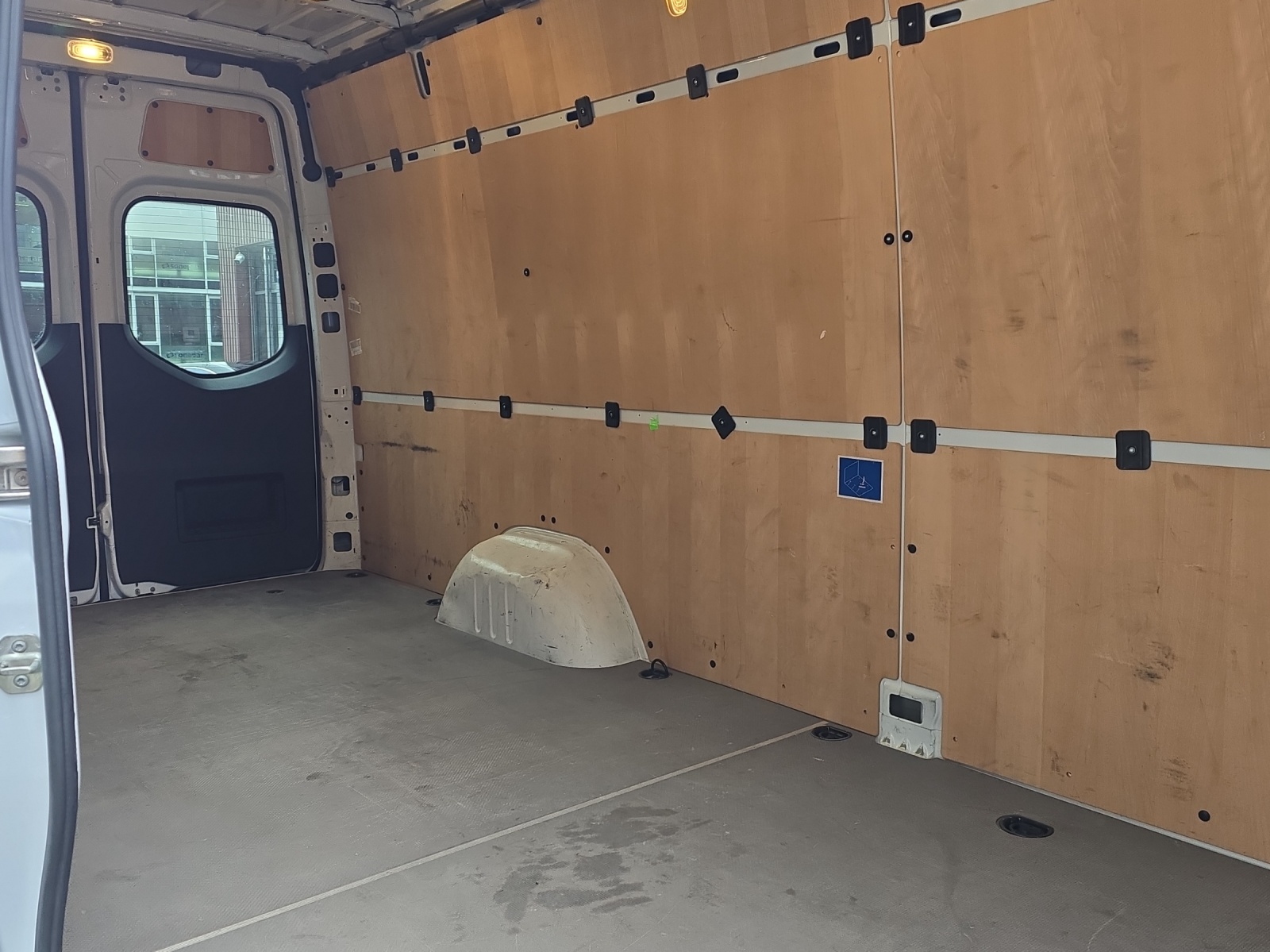MERCEDES-BENZ Sprinter 317 CDI Lang 9G-TRONIC-image-21