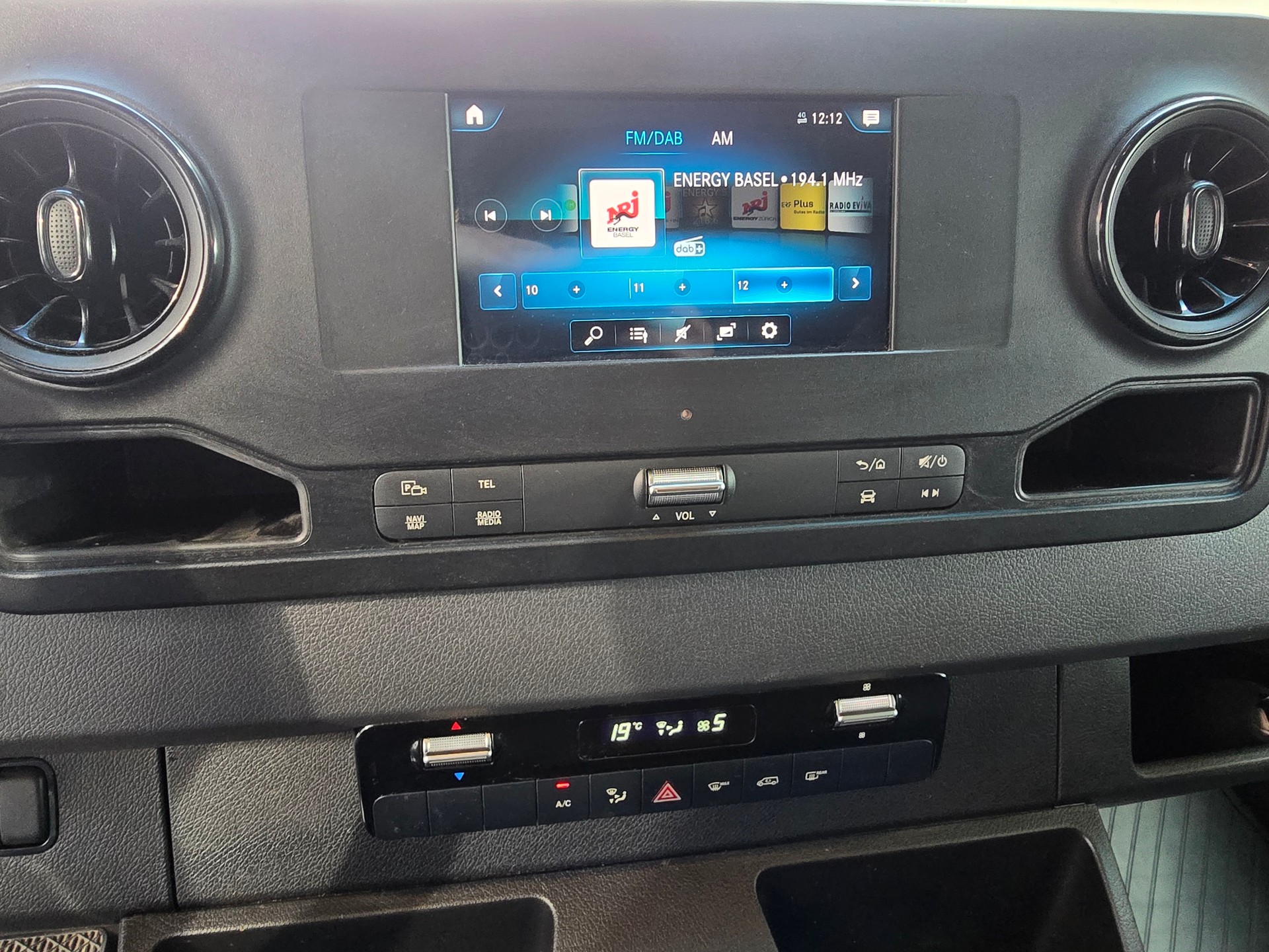 MERCEDES-BENZ Sprinter 317 CDI Lang 9G-TRONIC-image-12