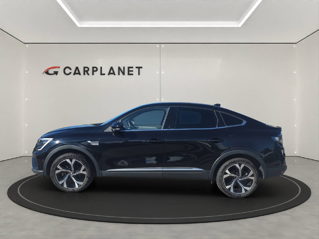 RENAULT Arkana 1.6 E-Tech techno-showroom-element-2