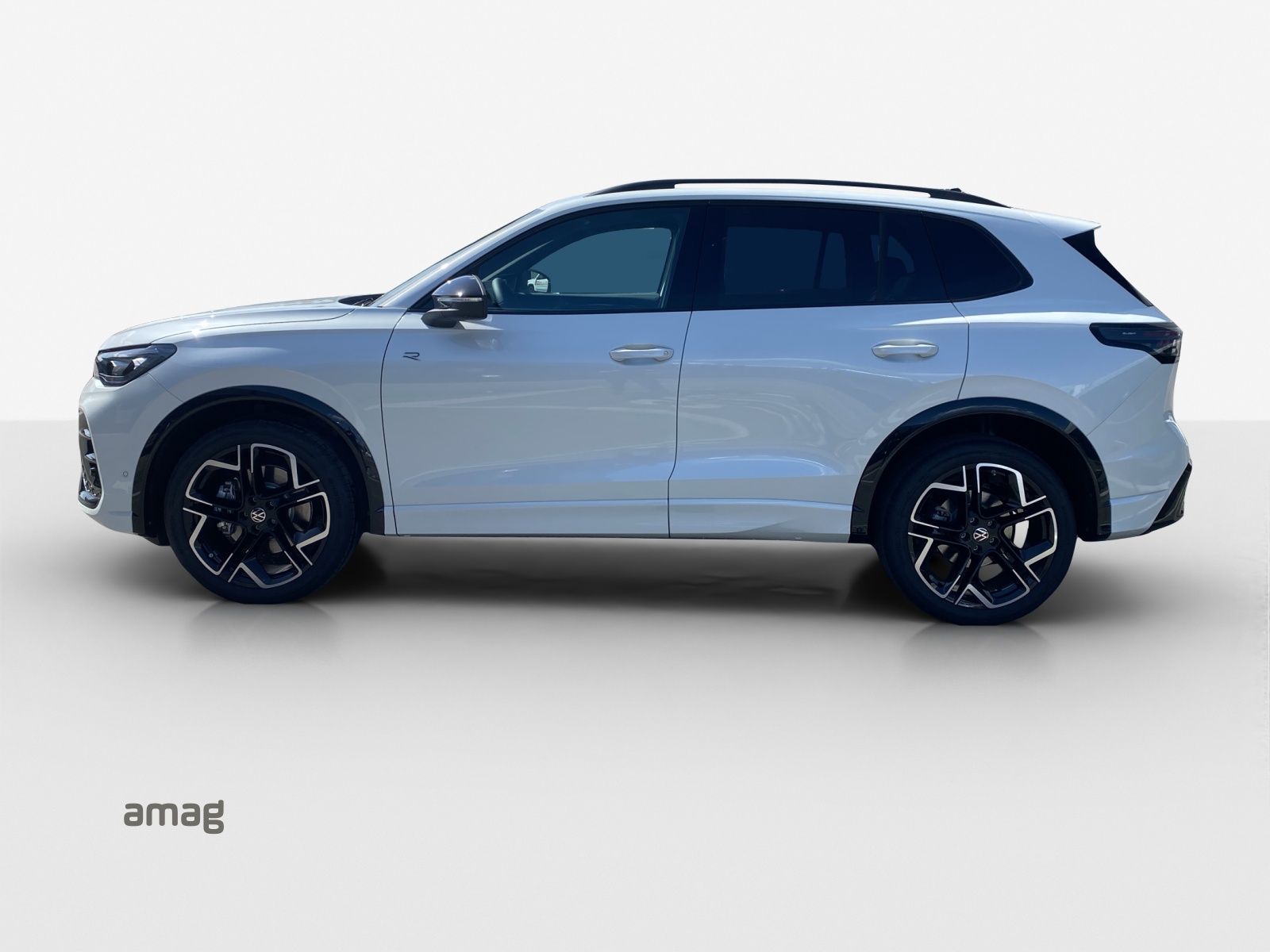 VW Tiguan 2.0 TSI DSG R-Line 4Motion-showroom-element-1