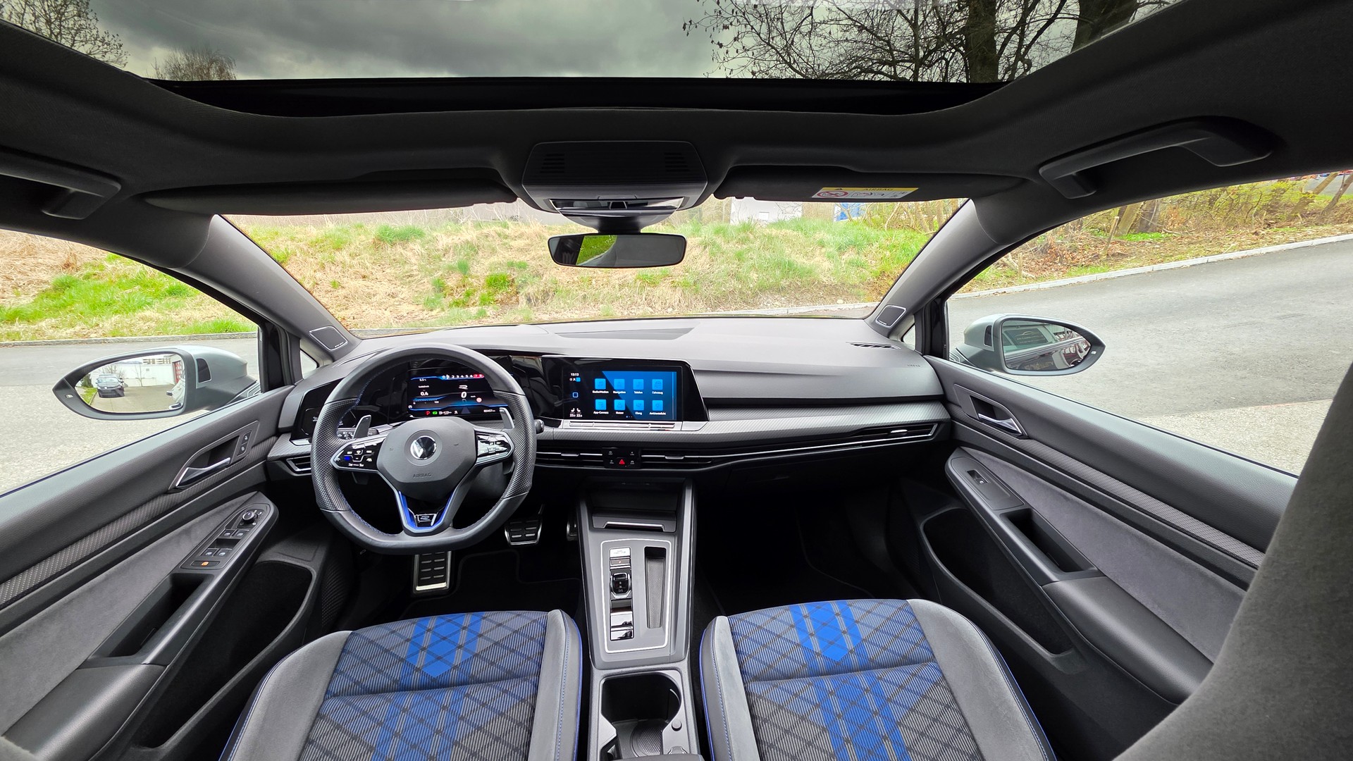 VW Golf 8 2.0 TSI R 320PS DSG-Automat 4Motion-image-8