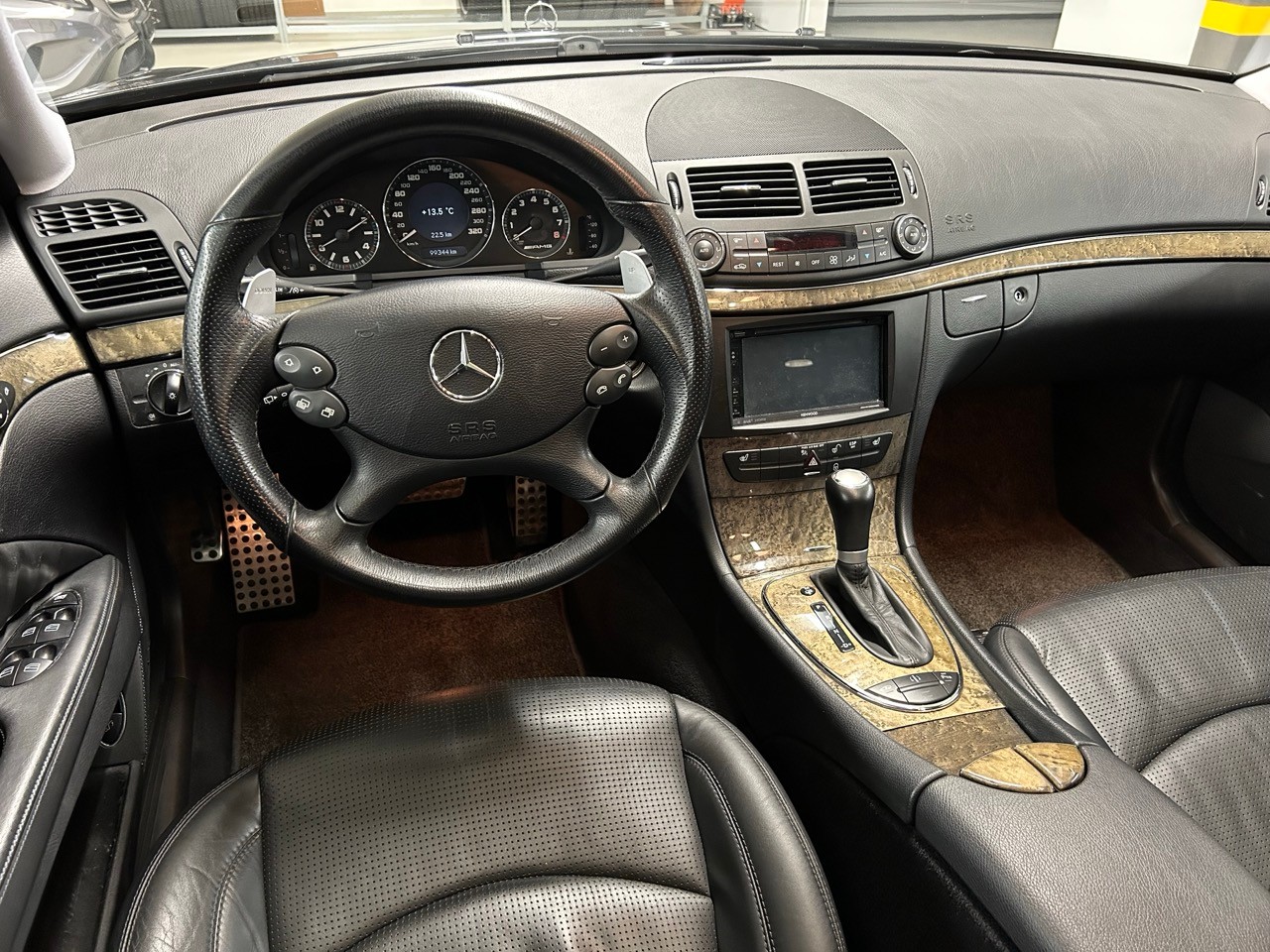 MERCEDES-BENZ E 63 AMG Avantgarde 7G-Tronic-image-4