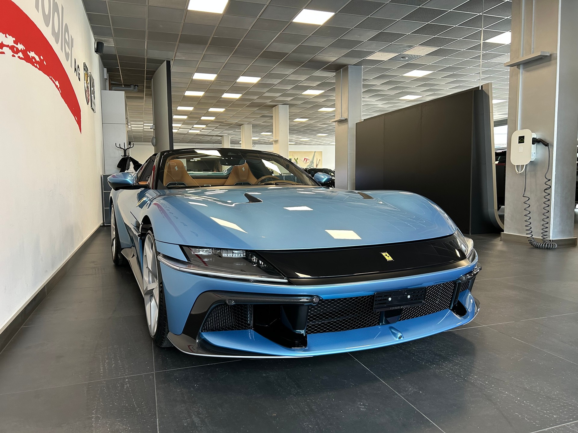 FERRARI 12 Cilindri Spider-image-6