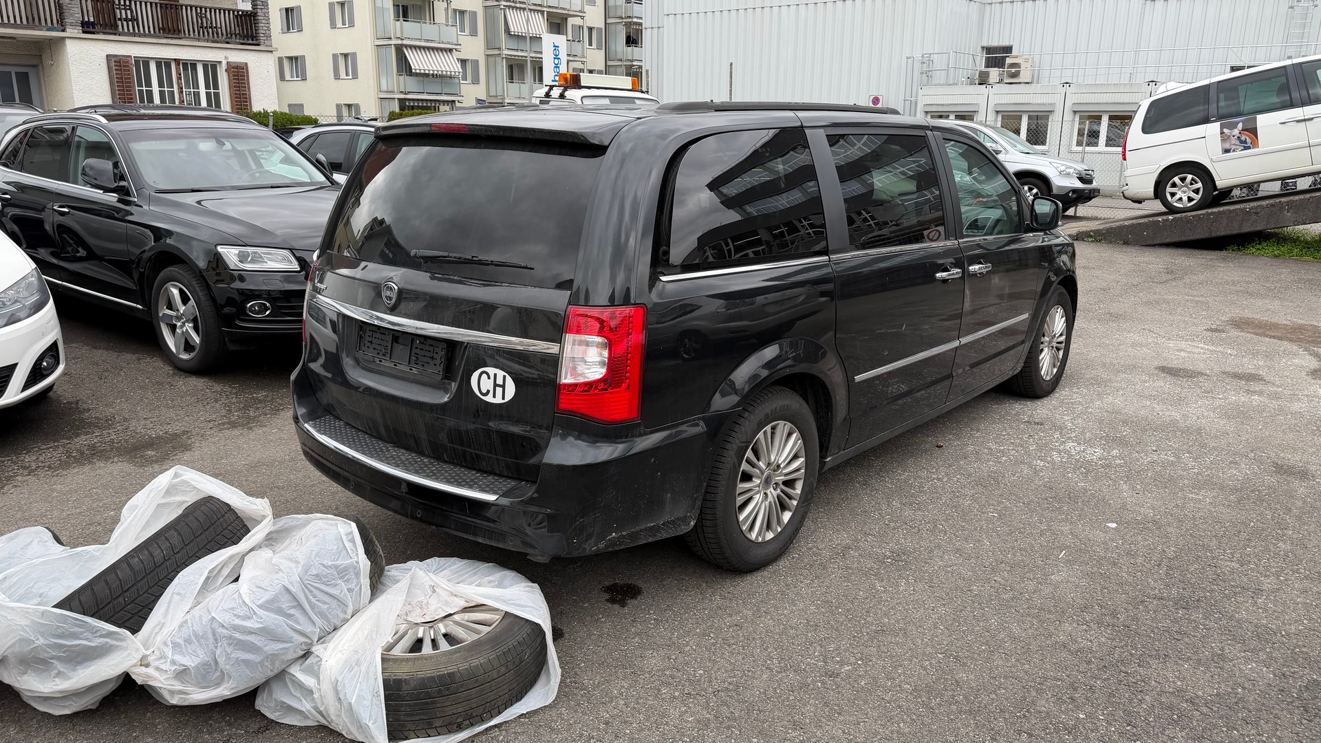 LANCIA Voyager 2.8D Platinum Automatic-image-2