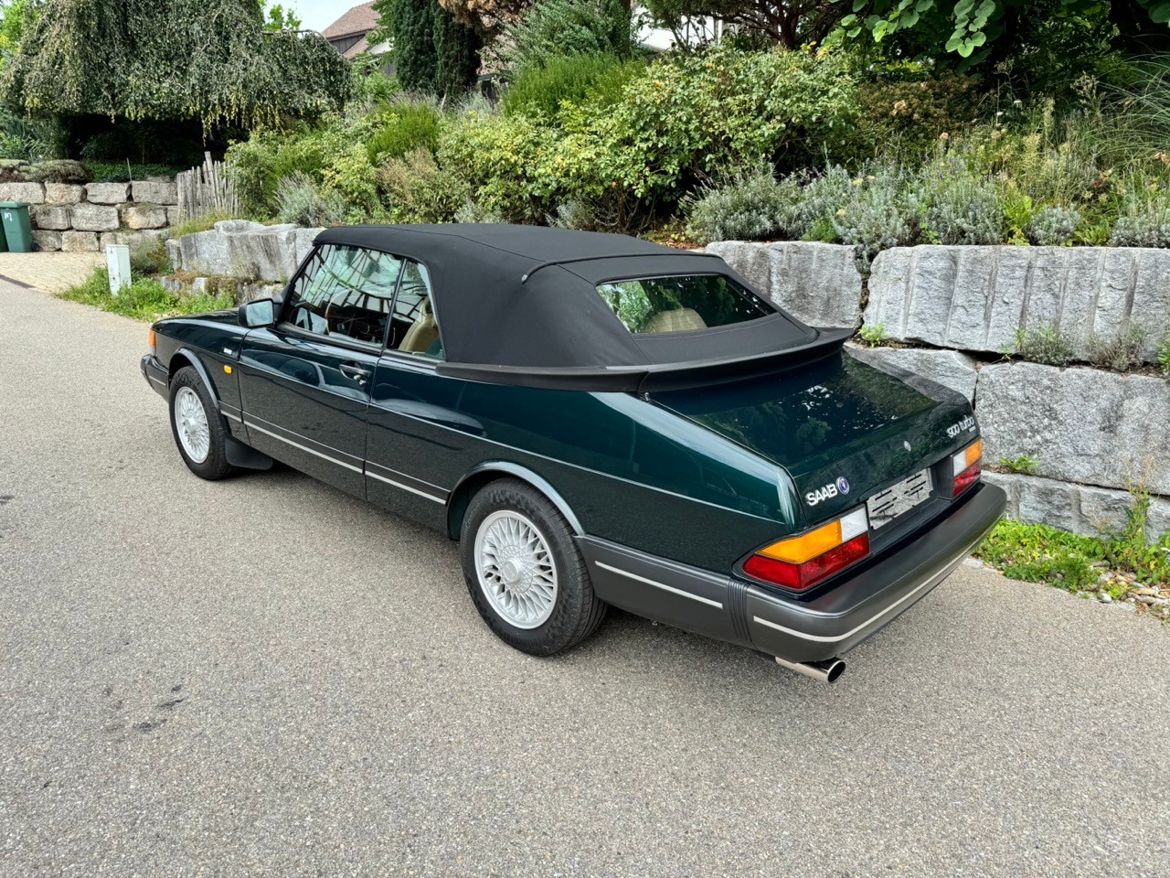 SAAB 900 Turbo-image-16