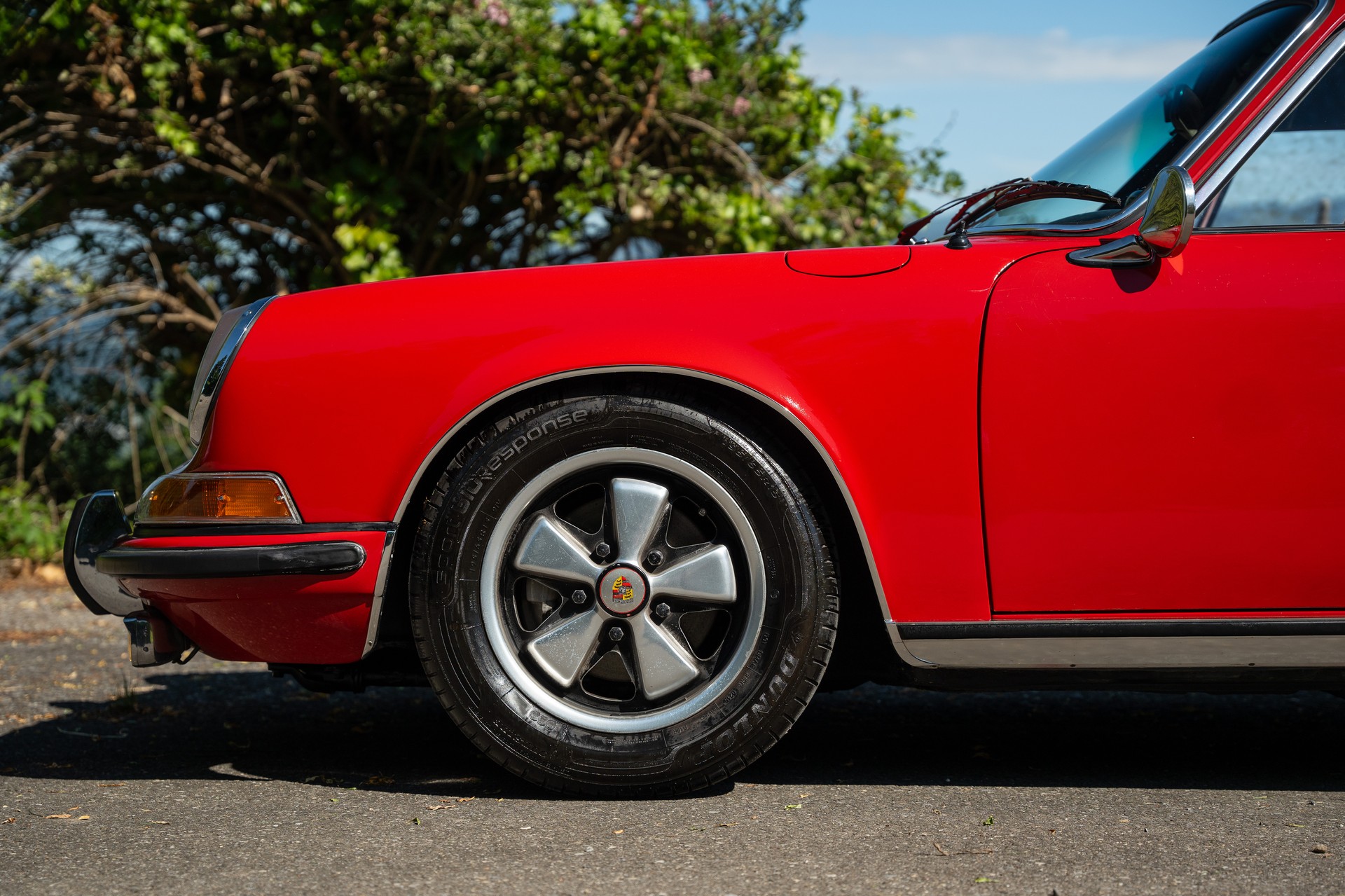 PORSCHE 911 E-image-6