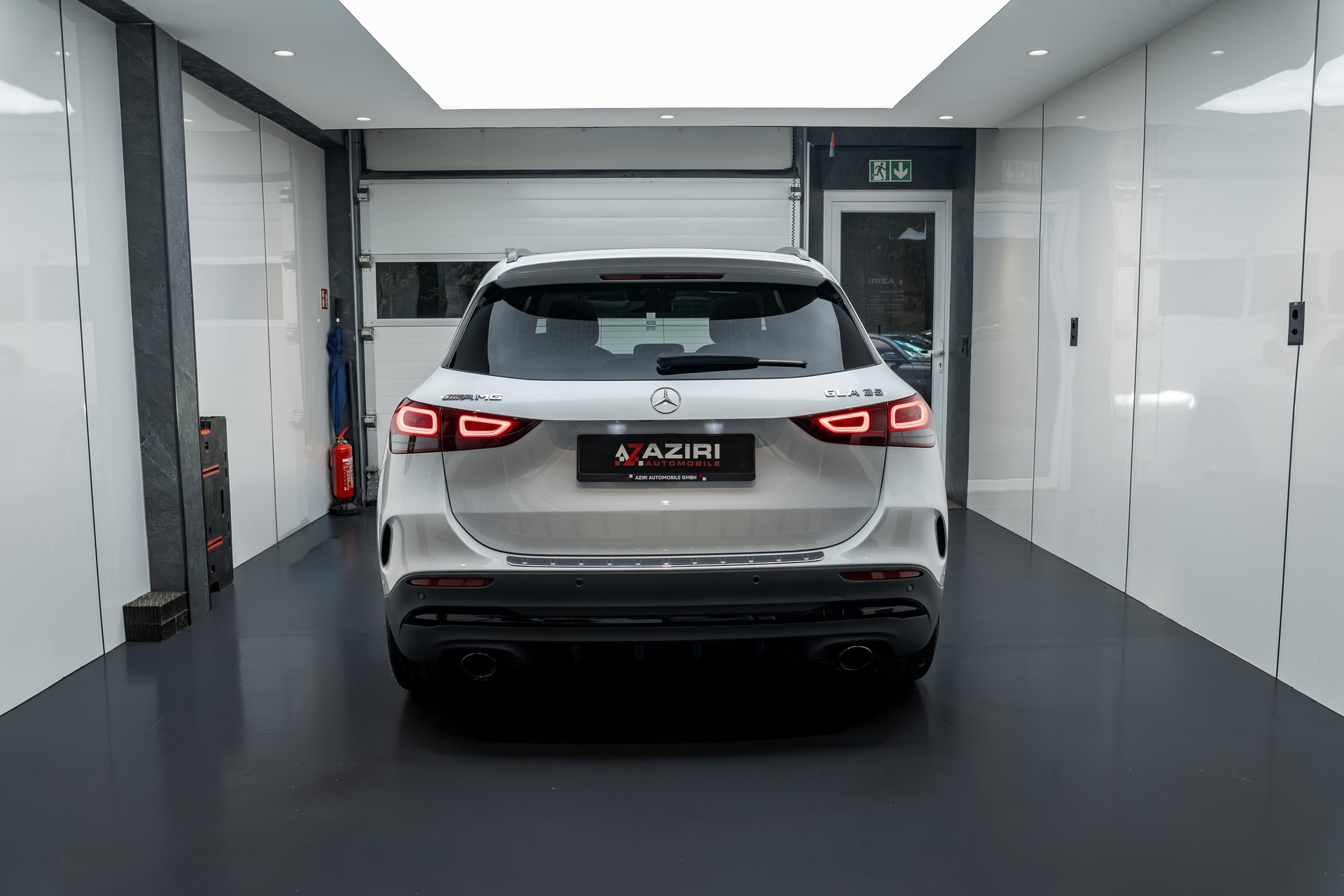 MERCEDES-BENZ GLA 35 AMG 4Matic 8G-Speedshift DCT-image-4