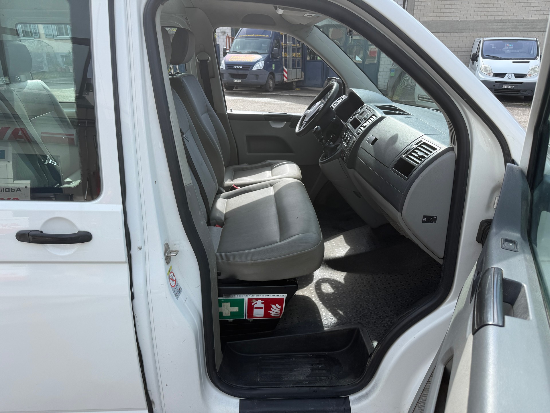 VW T5 2.0 TDI BMT 4Motion-image-10