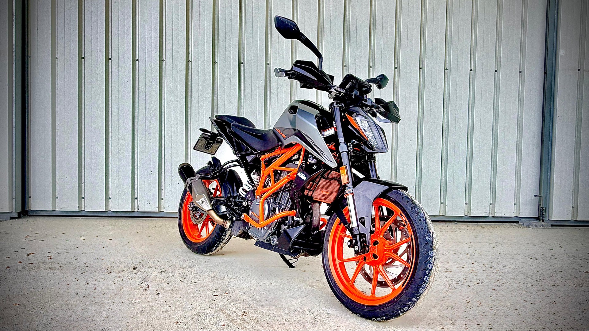 KTM 390 Duke-image-6