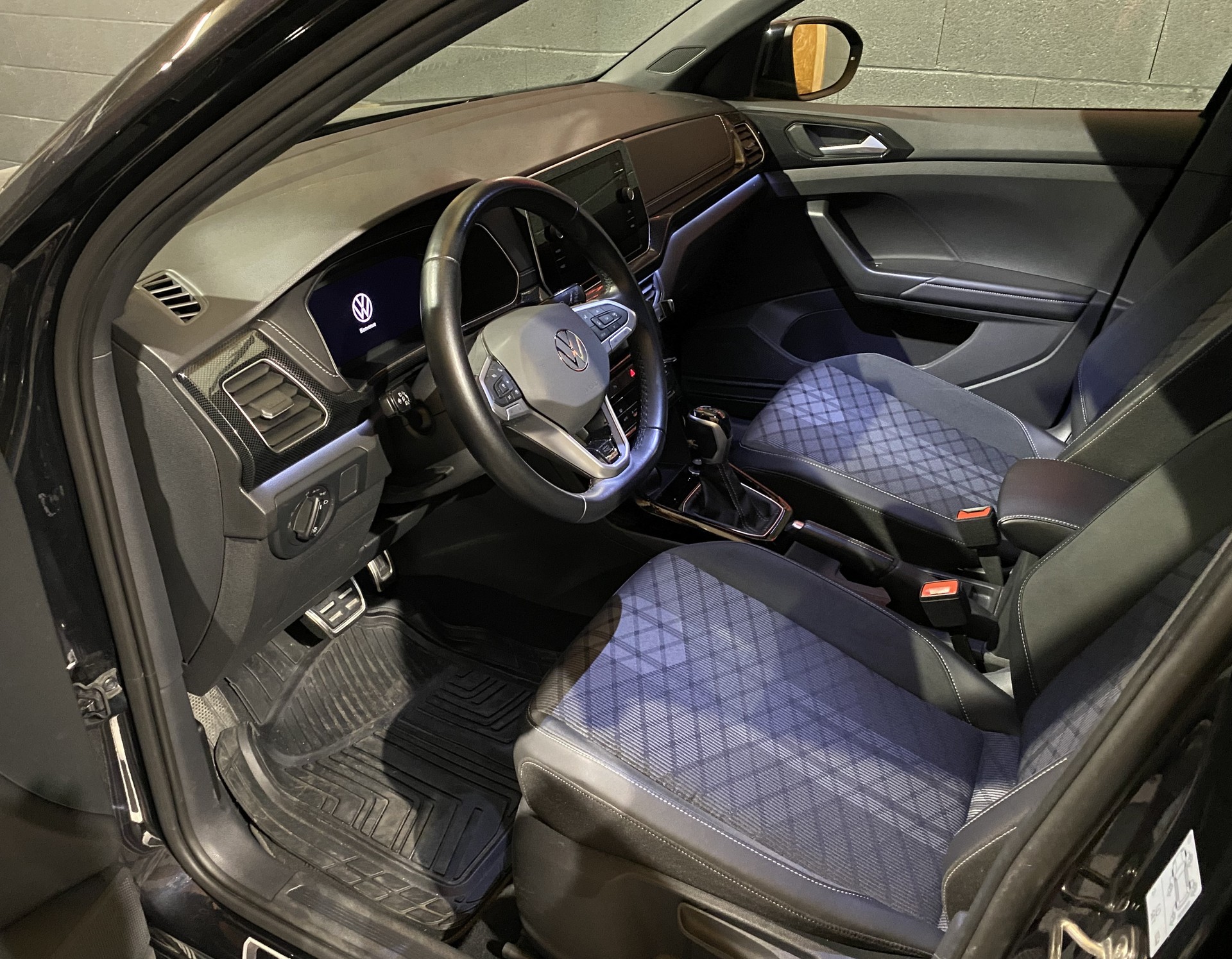 VW T-Cross 1.0 TSI EVO R-Line DSG-image-13