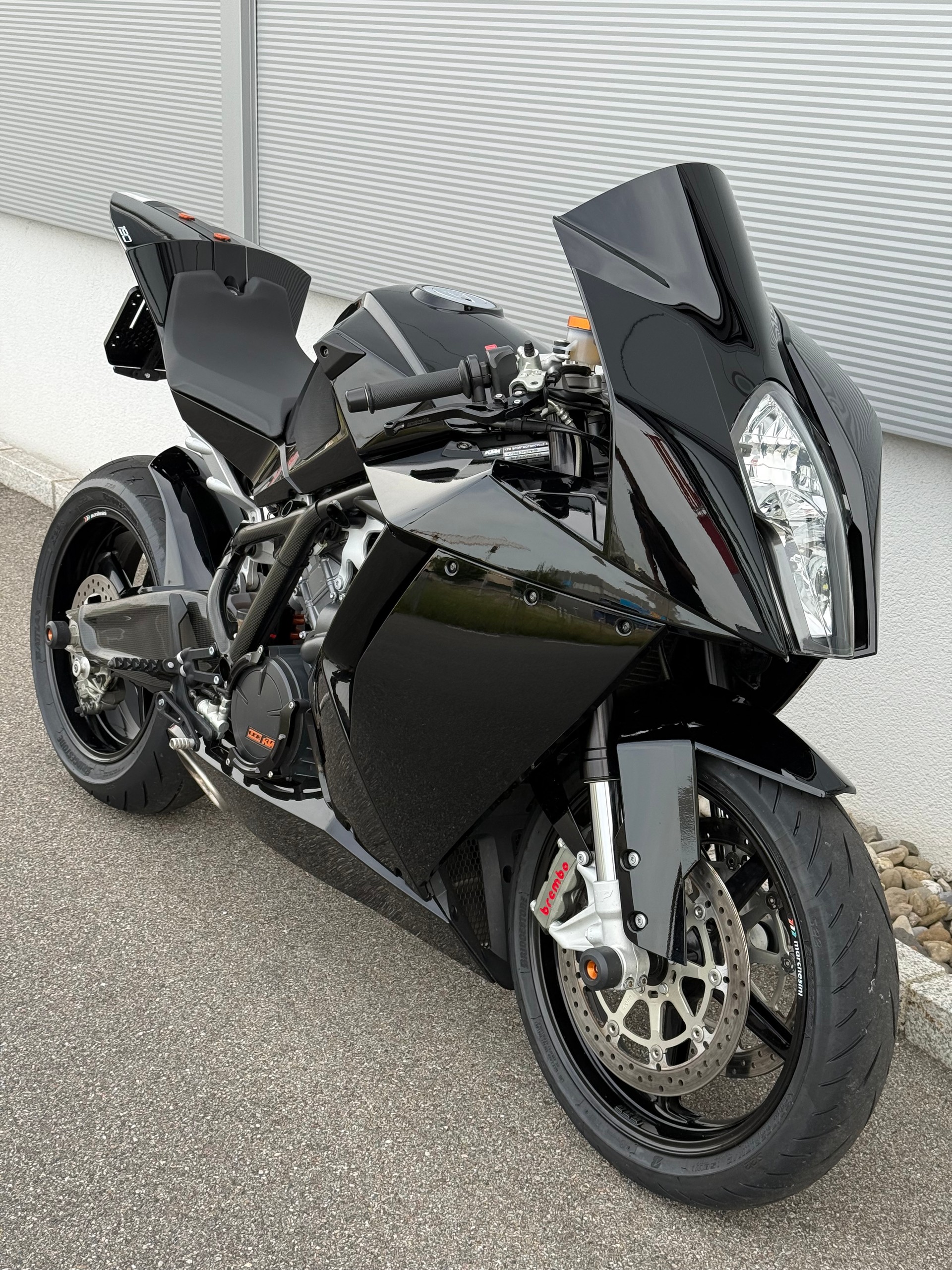 KTM 1190 RC8-image-1