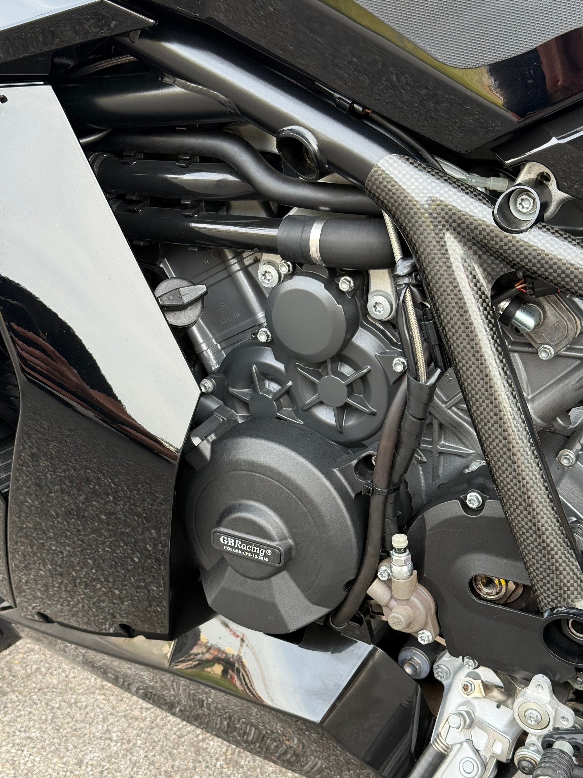 KTM 1190 RC8-image-13