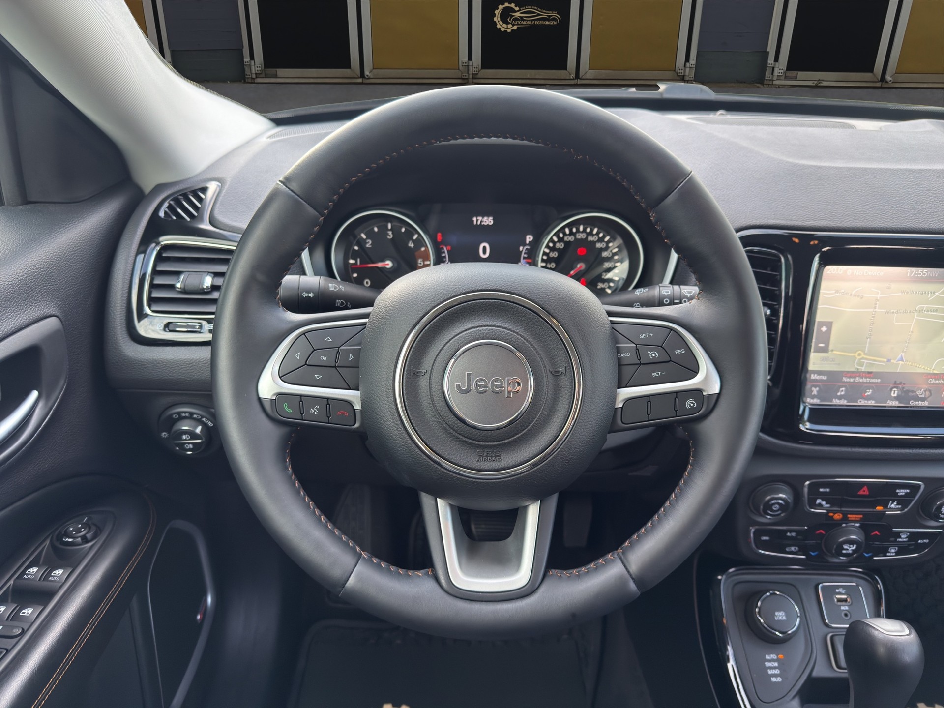 JEEP Compass 2.0 CRD Opening Ed. AWD-image-11