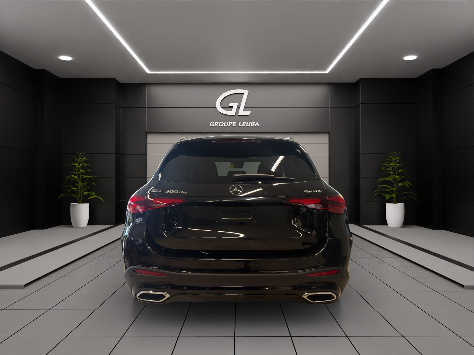 MERCEDES-BENZ GLC 300 de 4Matic EQ Star 9G-Tronic-image-4
