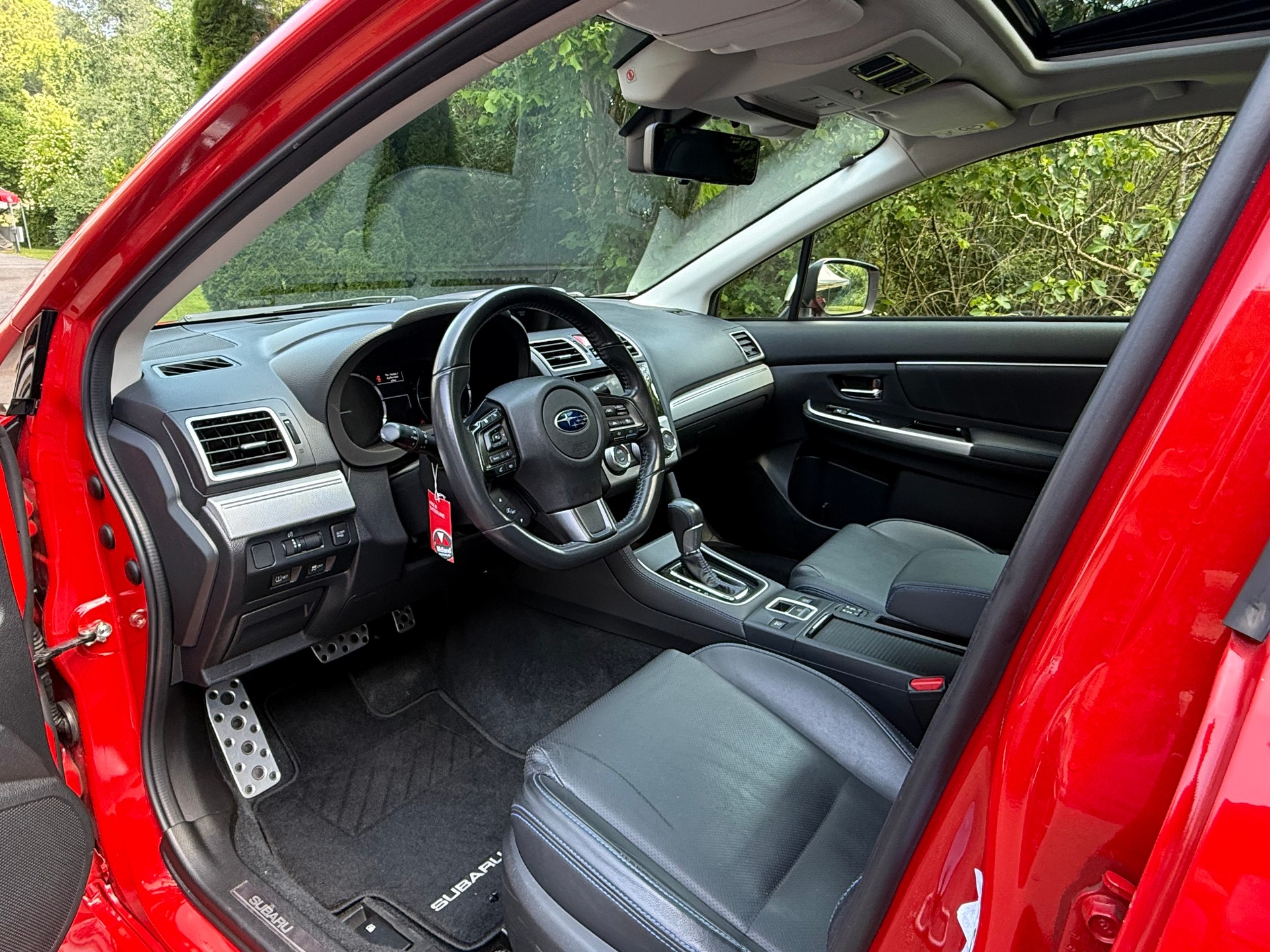 SUBARU Levorg 1.6DIT Swiss Plus AWD Lineartronic-image-9