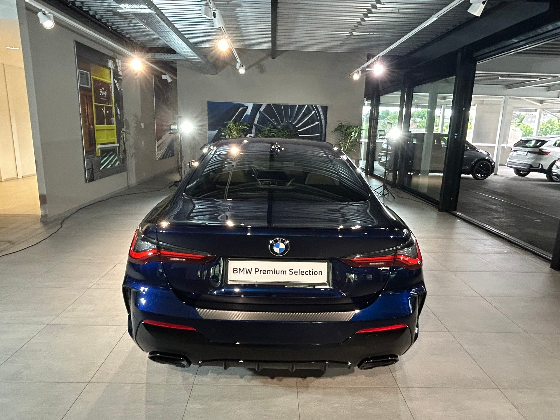 BMW M440i xDrive 48V Coupé Steptronic-image-11
