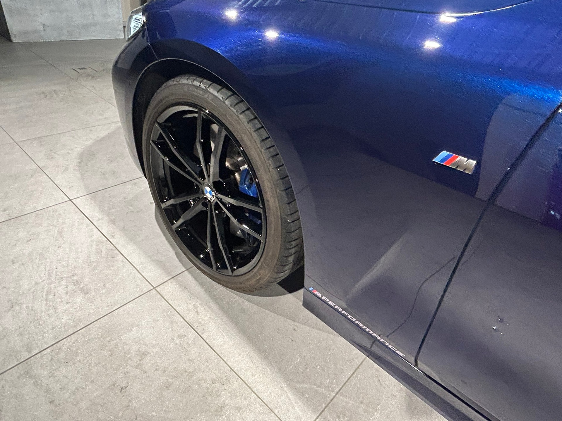 BMW M440i xDrive 48V Coupé Steptronic-image-18
