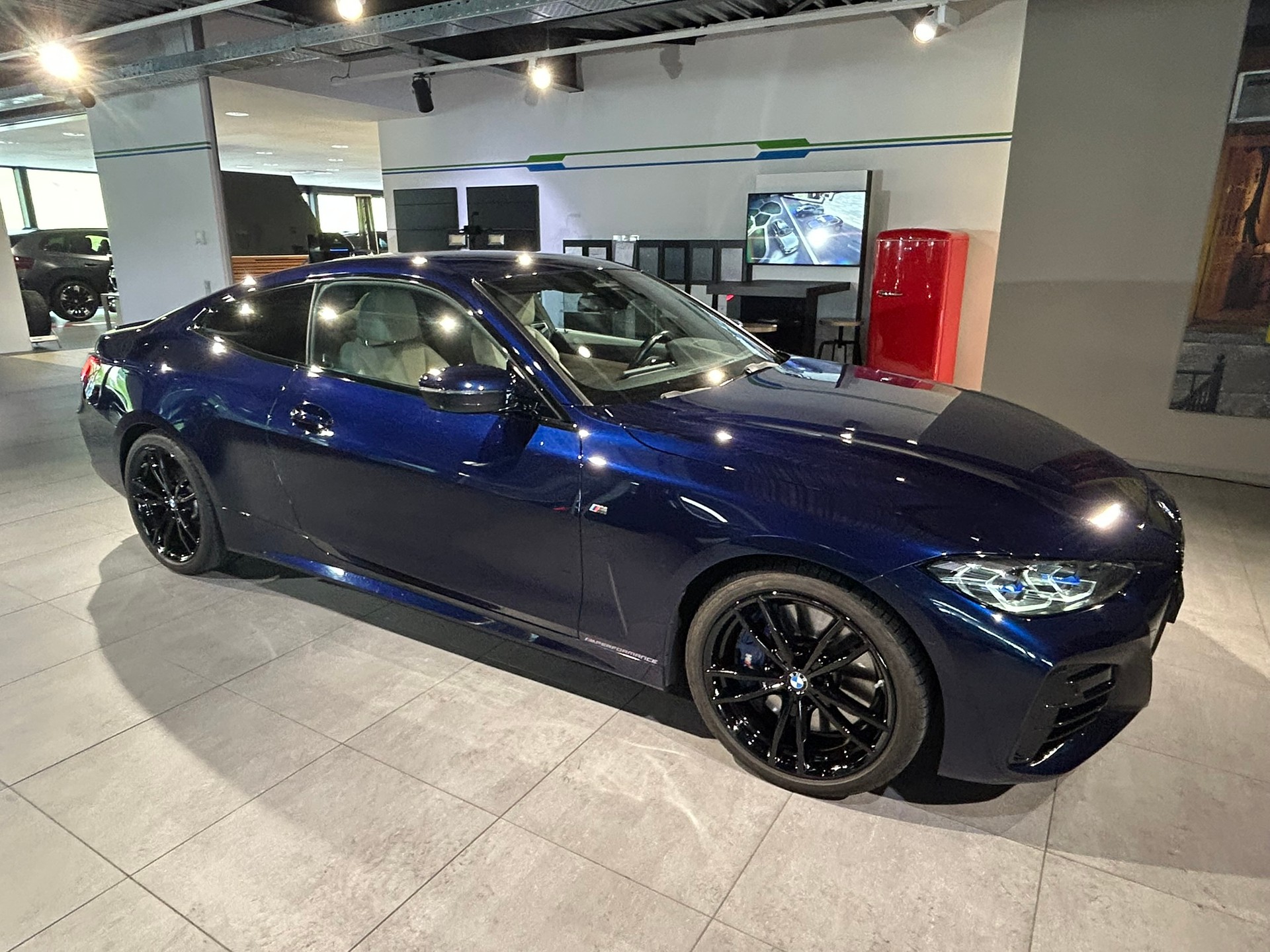 BMW M440i xDrive 48V Coupé Steptronic-showroom-element-3