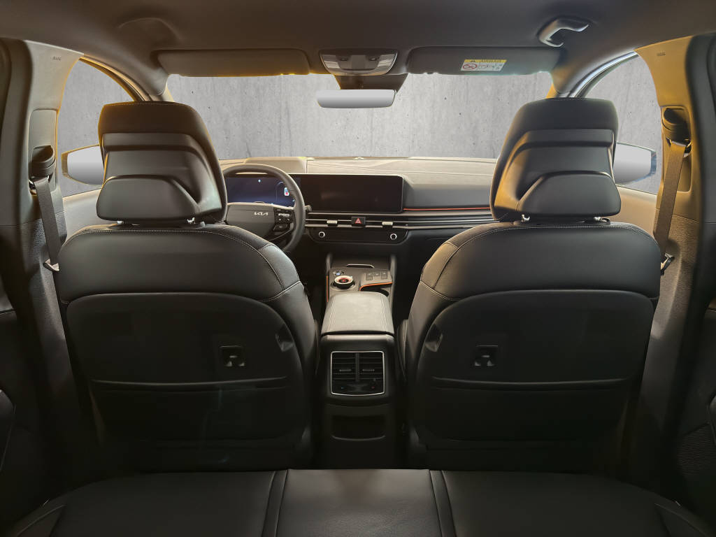 KIA Sportage 1.6 T-GDi Hybrid Black Edition-image-11