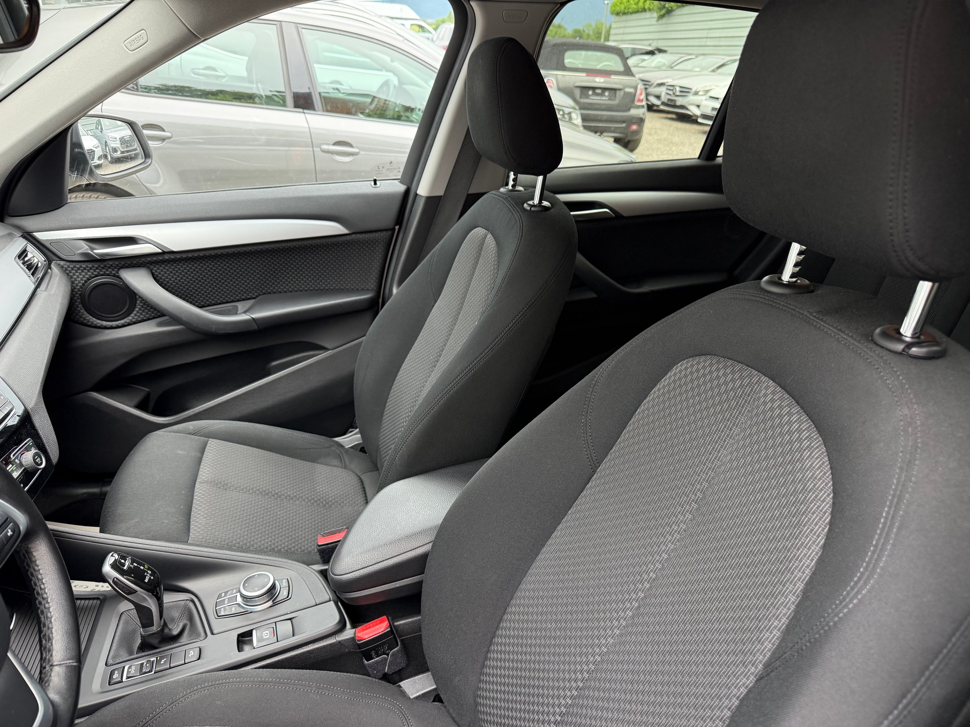 BMW X1 xDrive 20d Steptronic-image-9