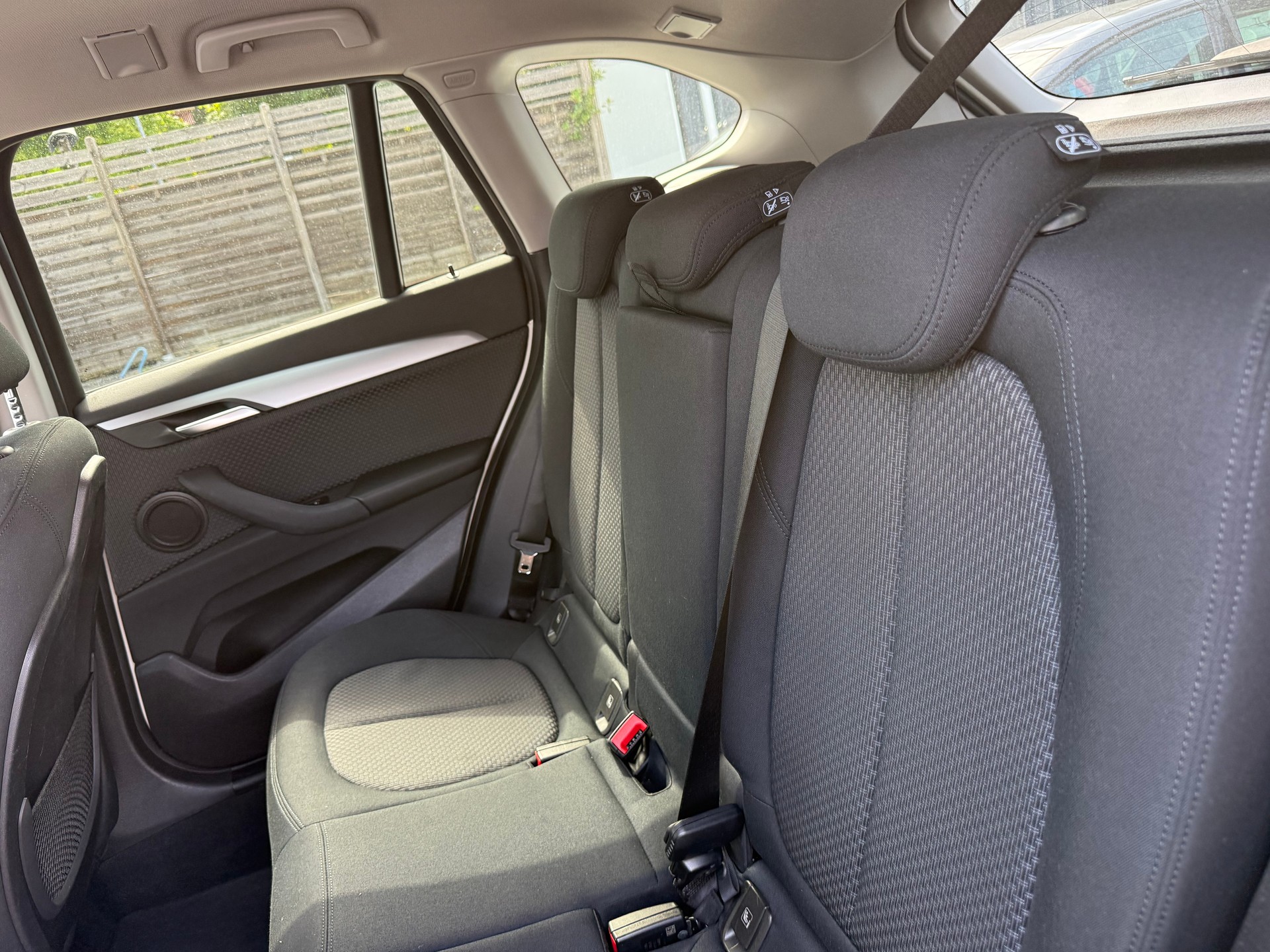 BMW X1 xDrive 20d Steptronic-image-12