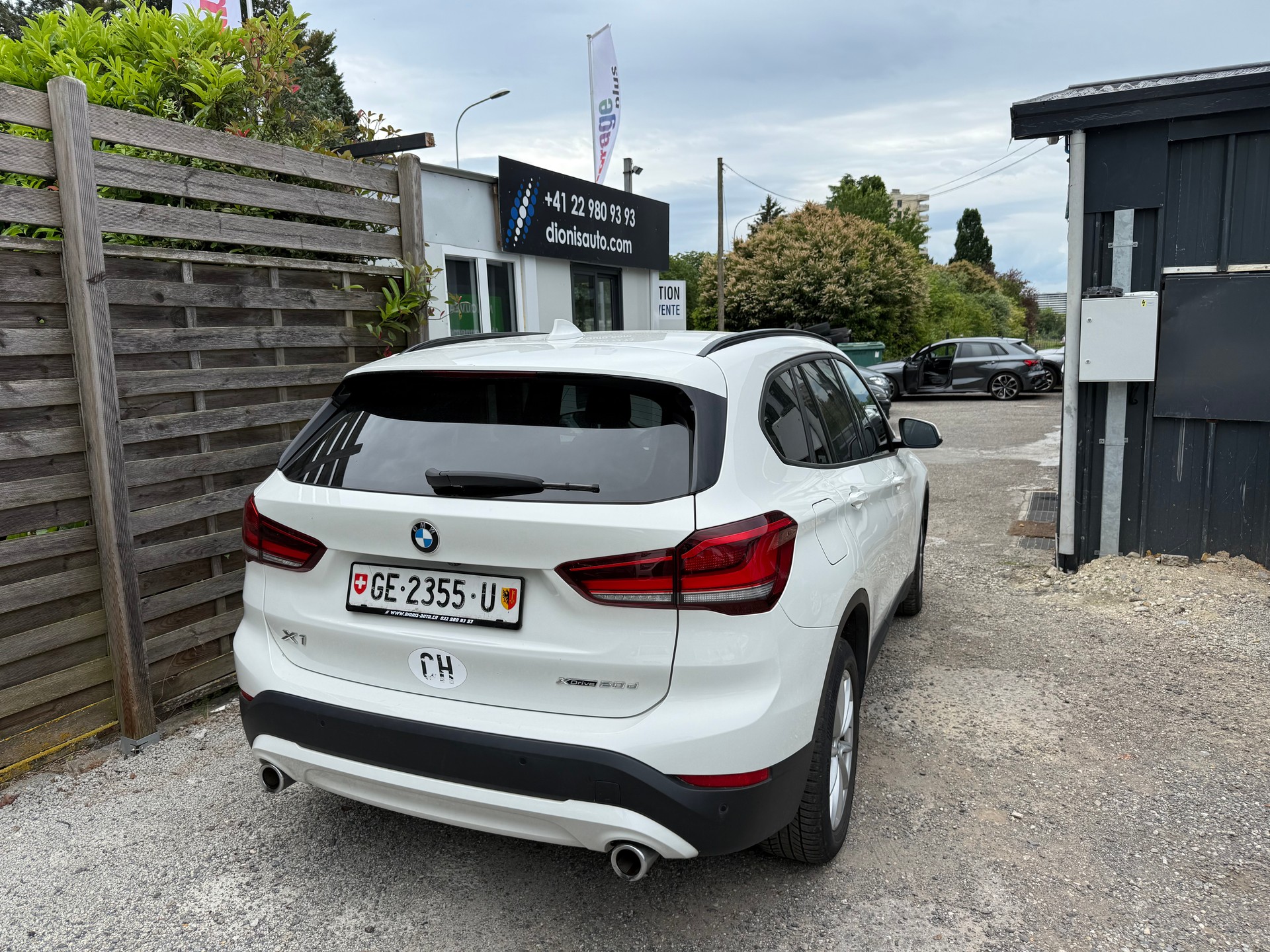 BMW X1 xDrive 20d Steptronic-showroom-element-3