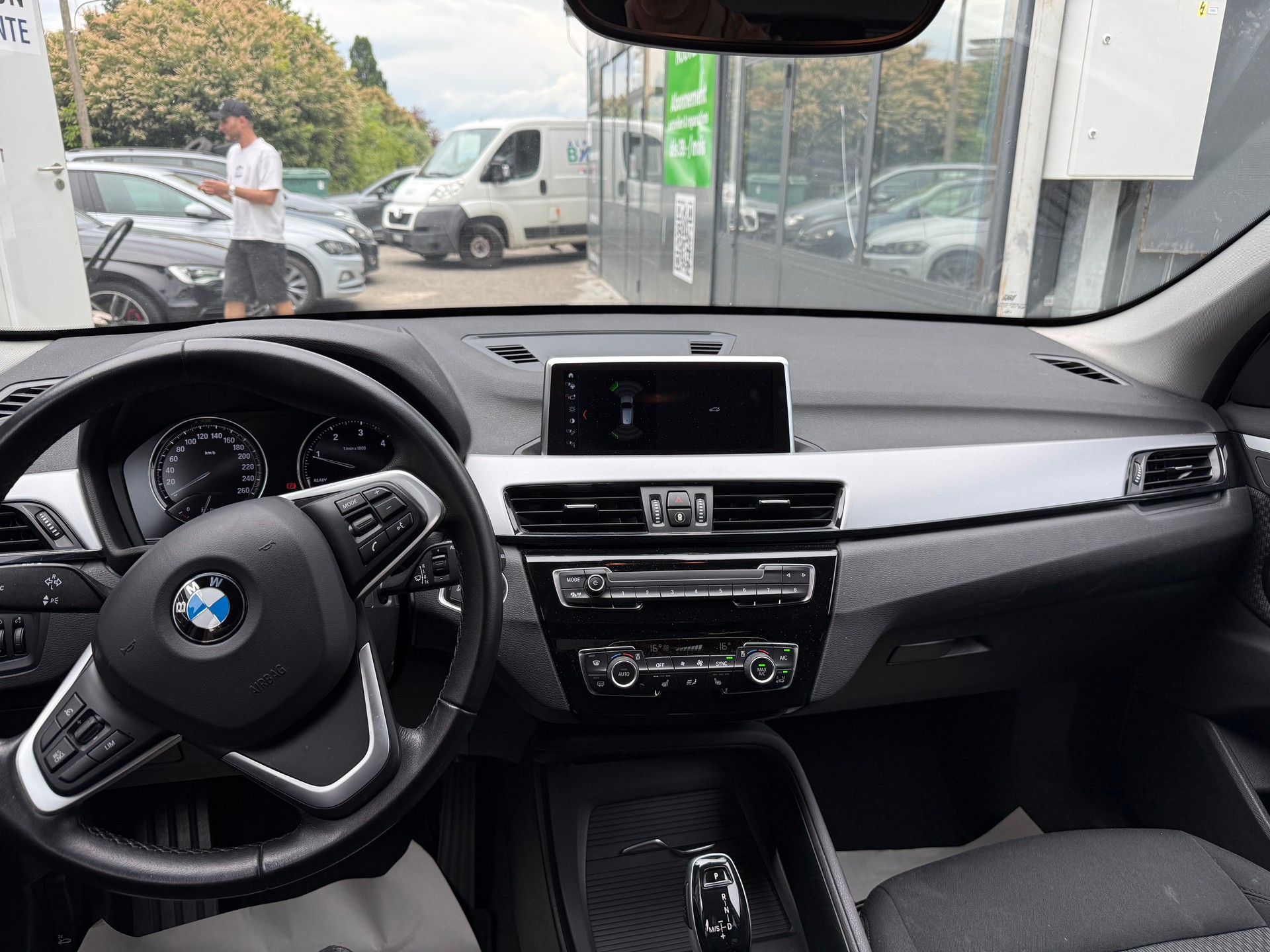 BMW X1 xDrive 20d Steptronic-image-8