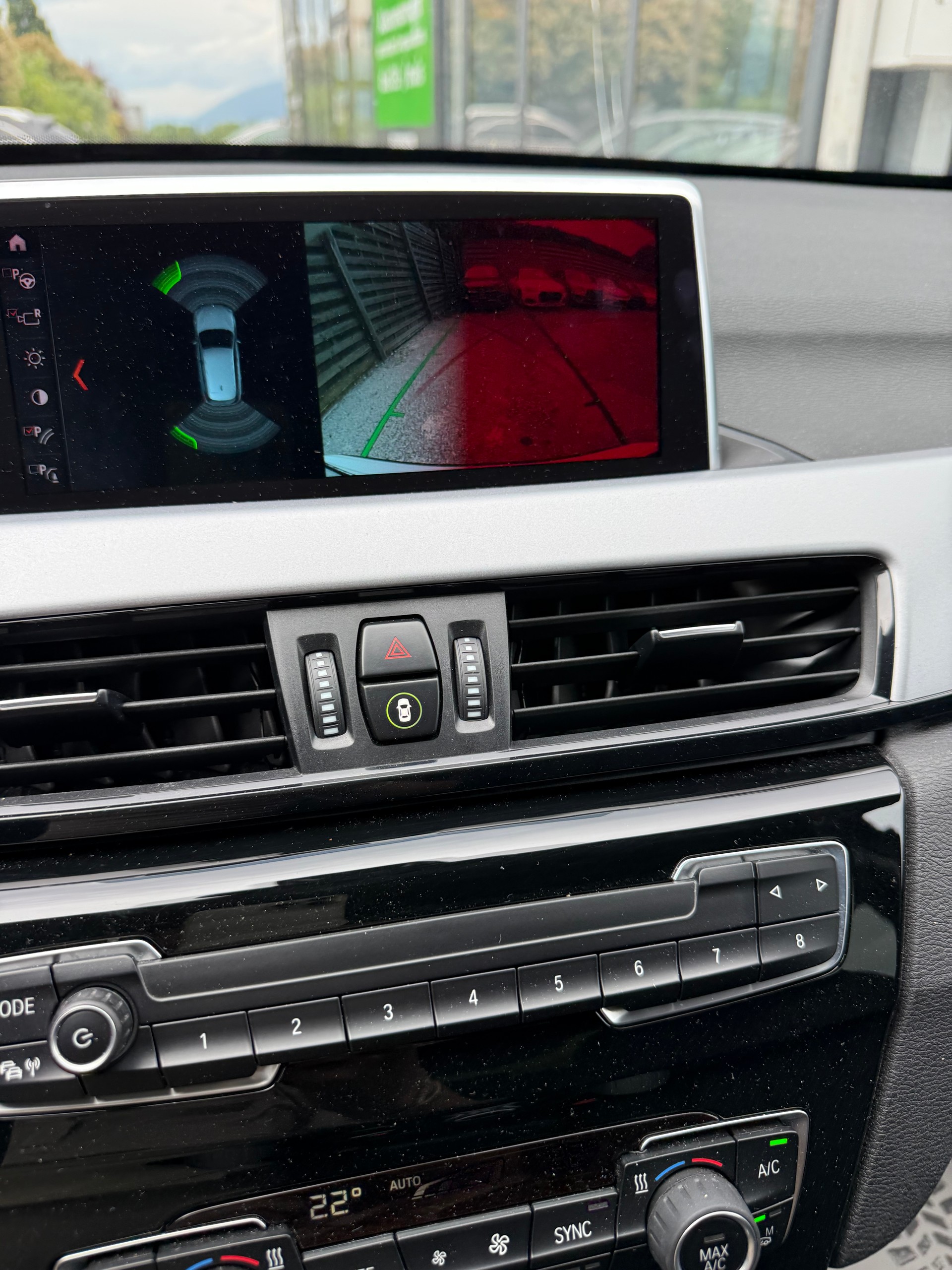 BMW X1 xDrive 20d Steptronic-image-10