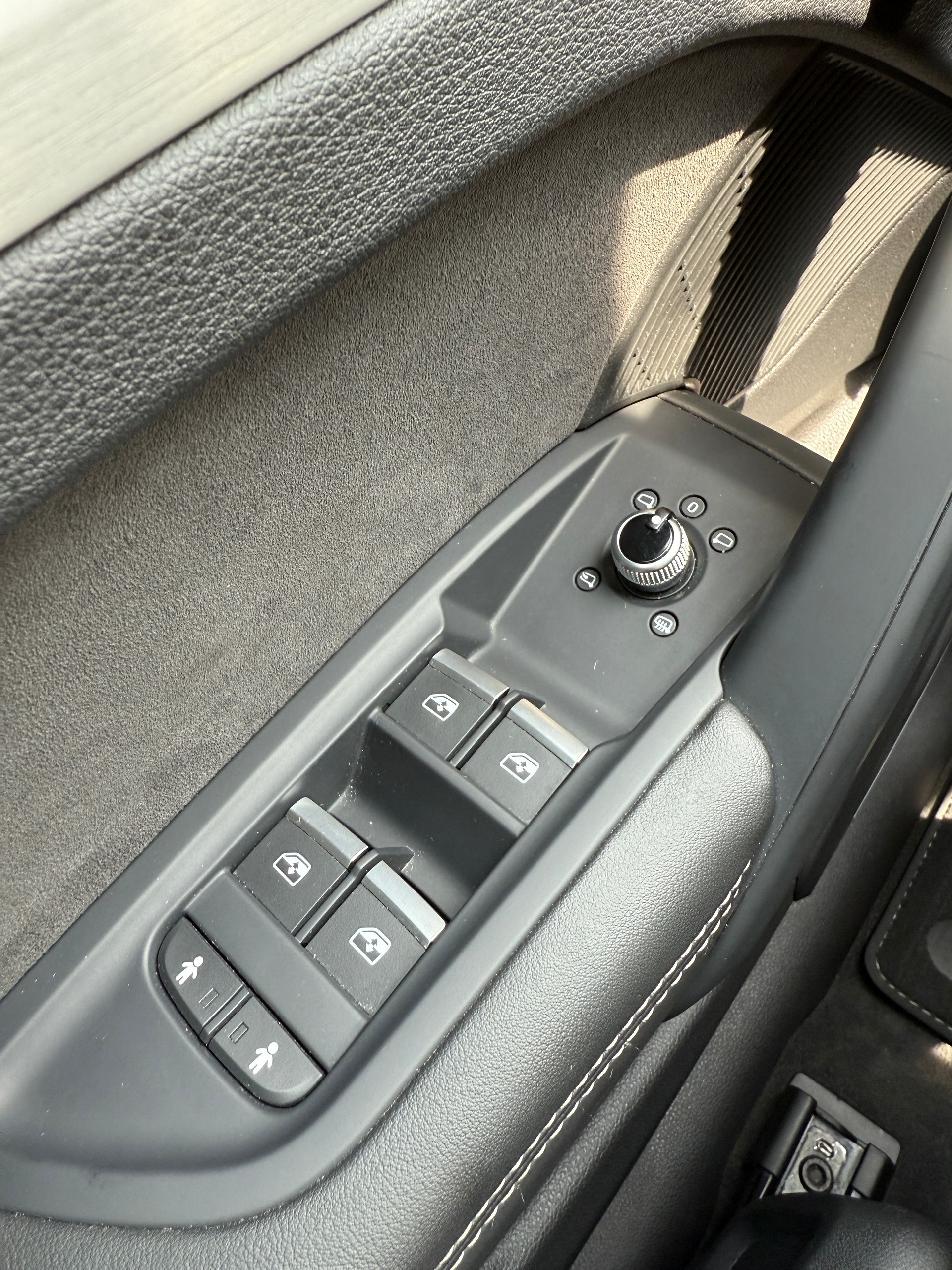 AUDI Q5 2.0 TFSI sport quattro S-tronic-image-27