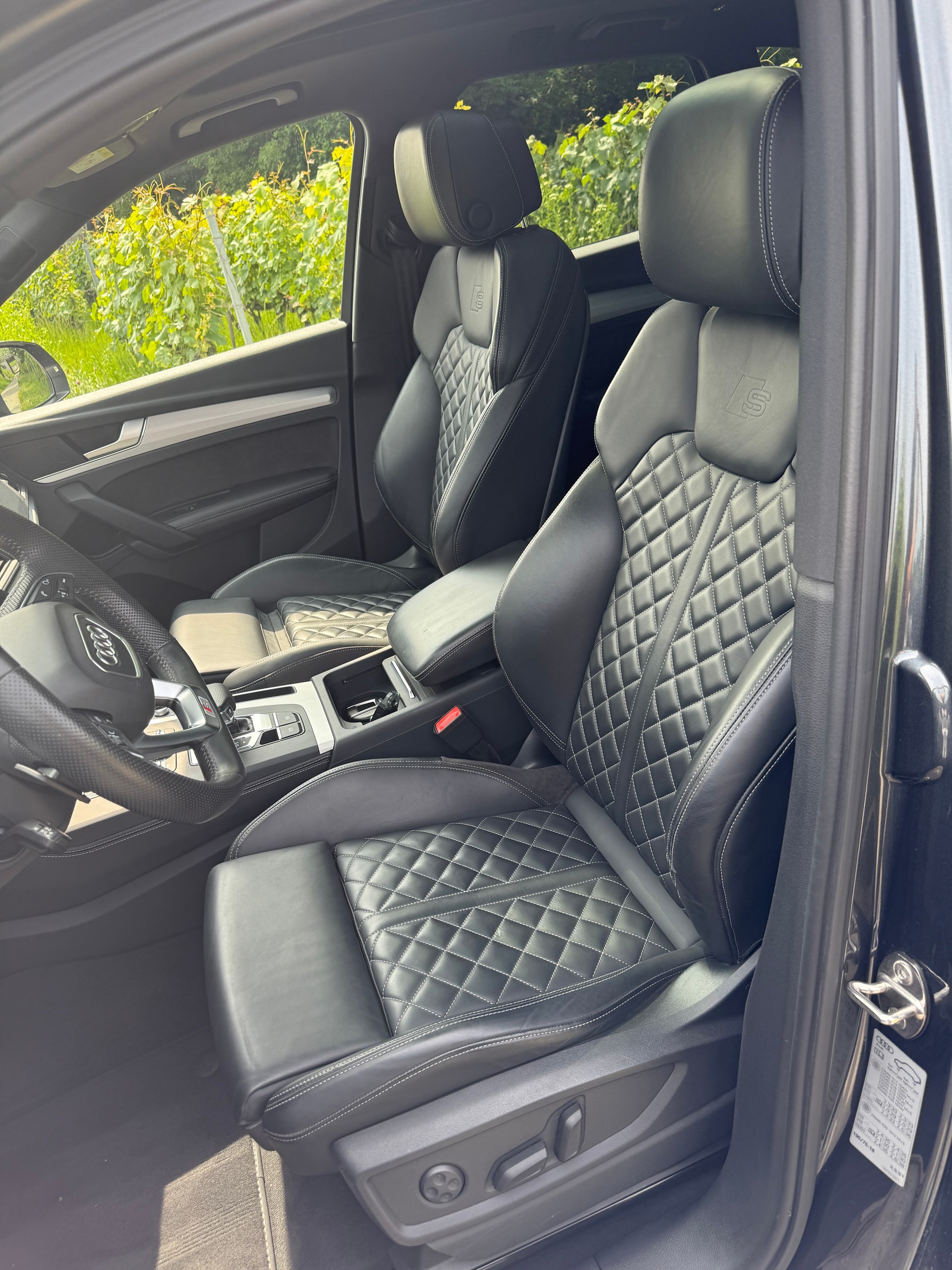 AUDI Q5 2.0 TFSI sport quattro S-tronic-image-9
