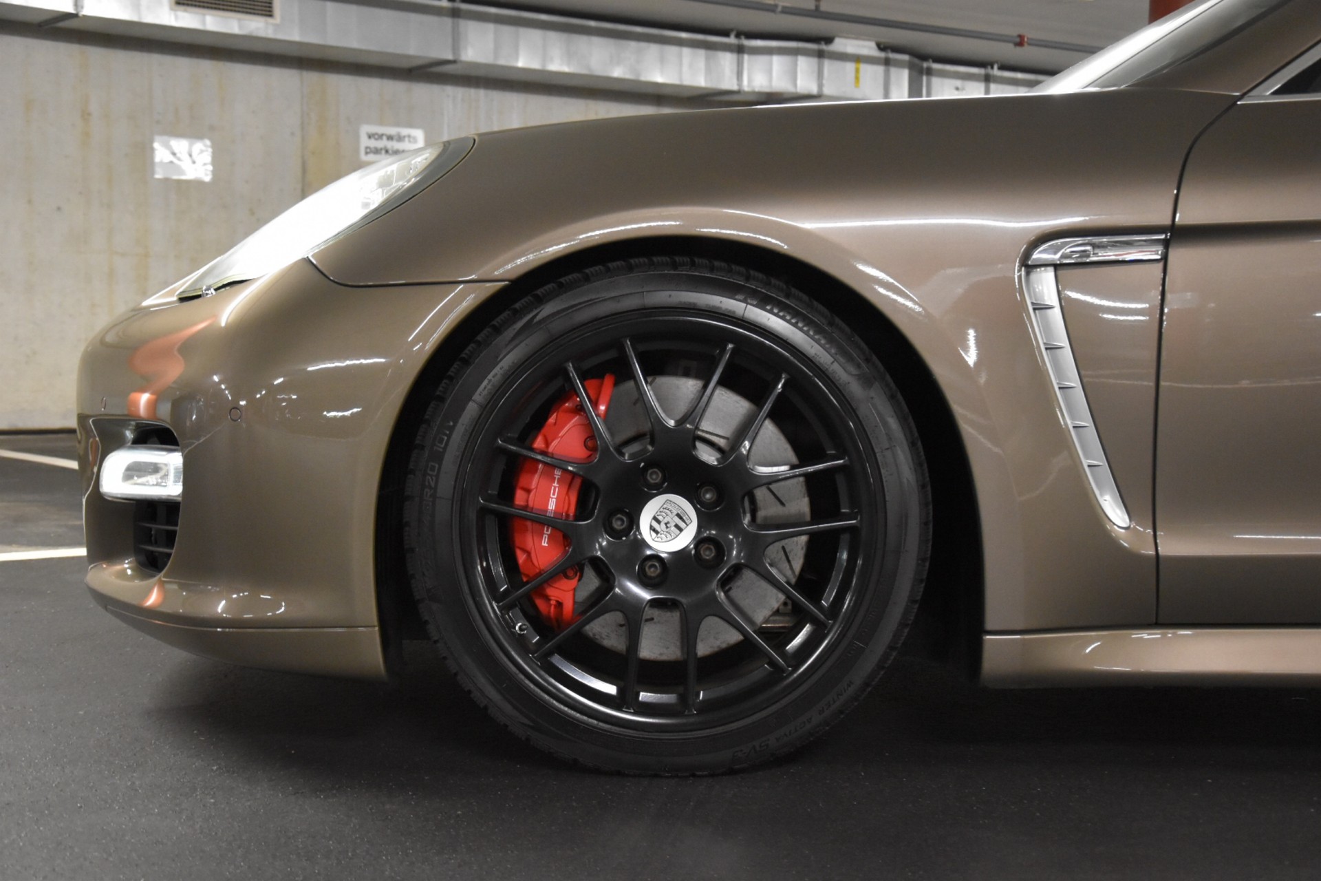 PORSCHE Panamera Turbo 4.8 PDK-showroom-element-2