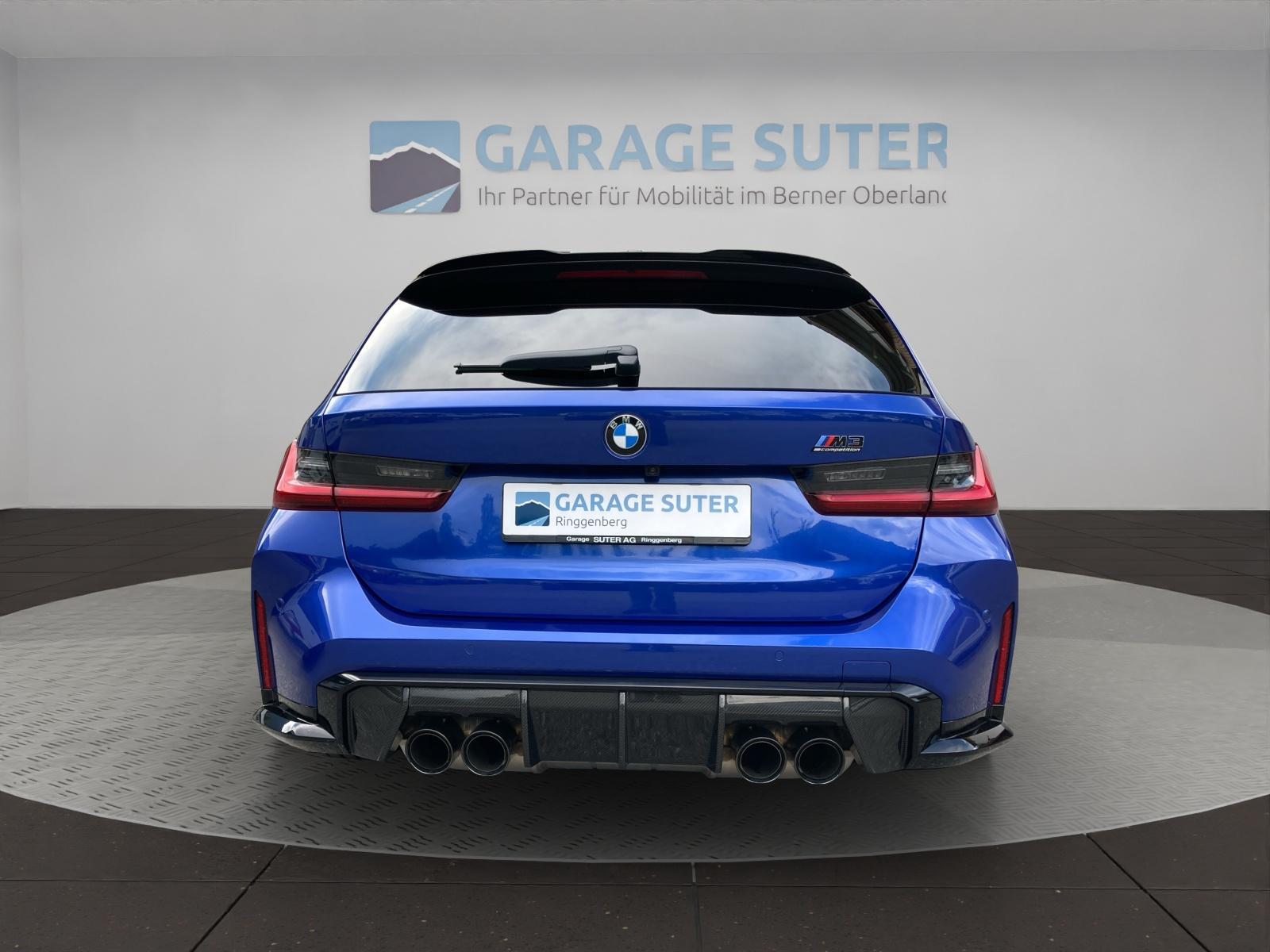 BMW M3 Competition xDrive Touring-showroom-element-3