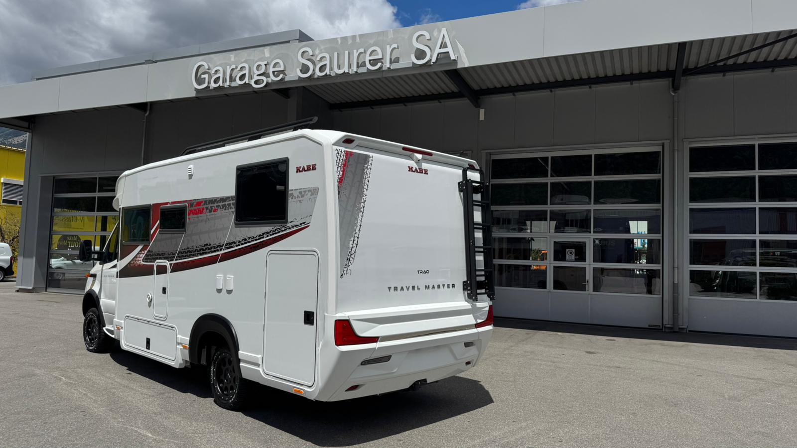 KABE Novum 750 LGB Traq 4x4-image-24