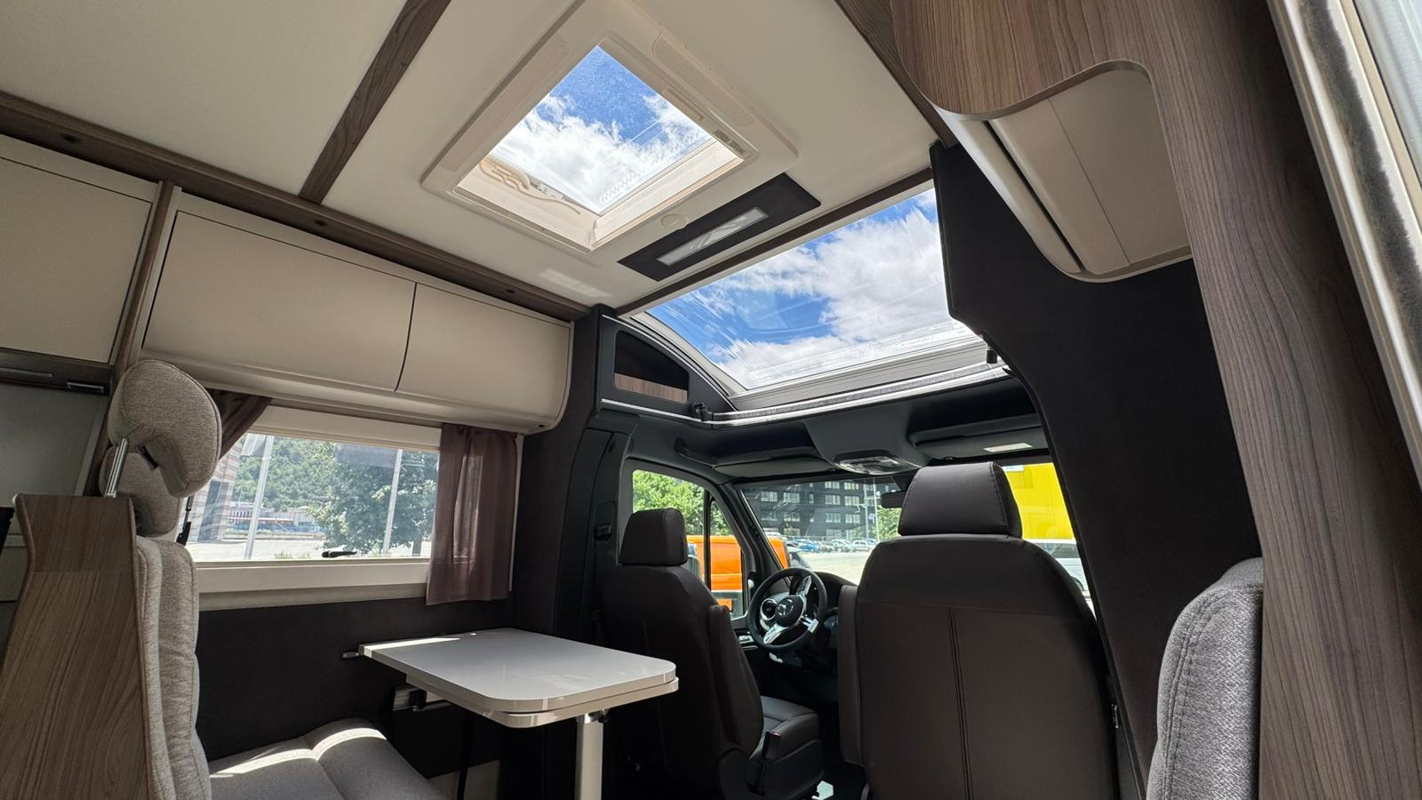KABE Novum 750 LGB Traq 4x4-image-22